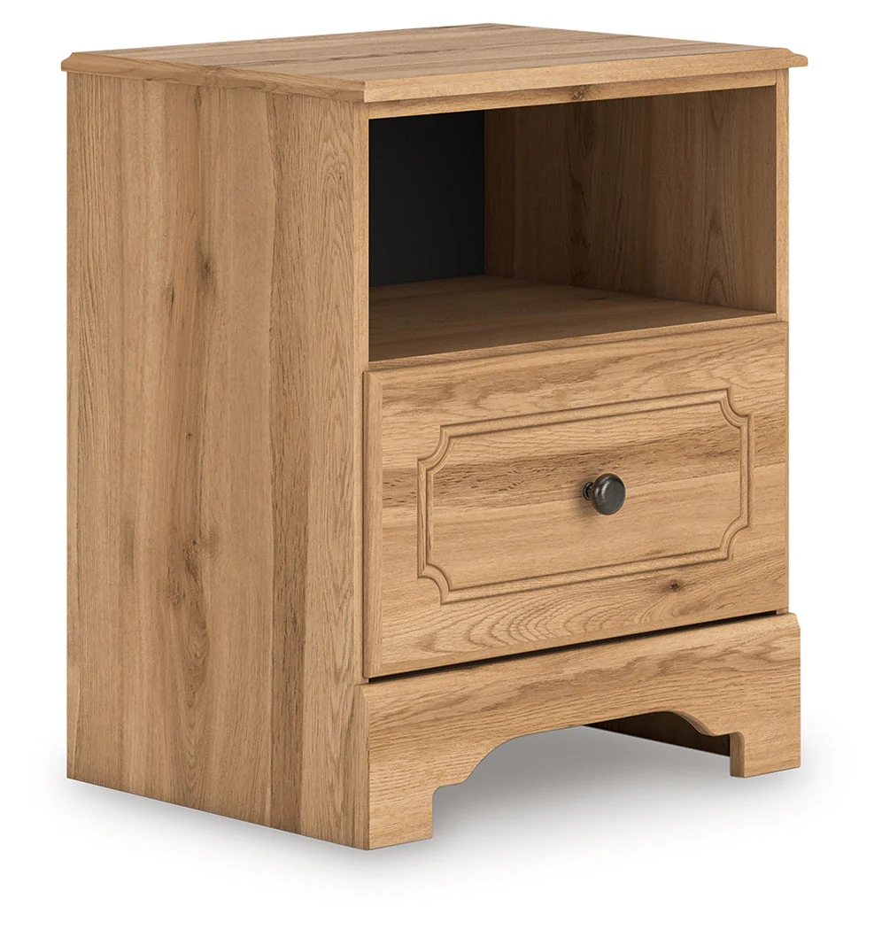 Aleaport Warm Brown Queen Panel Bed, Dresser, Mirror and Nightstand (Online Special Price) - Image 17