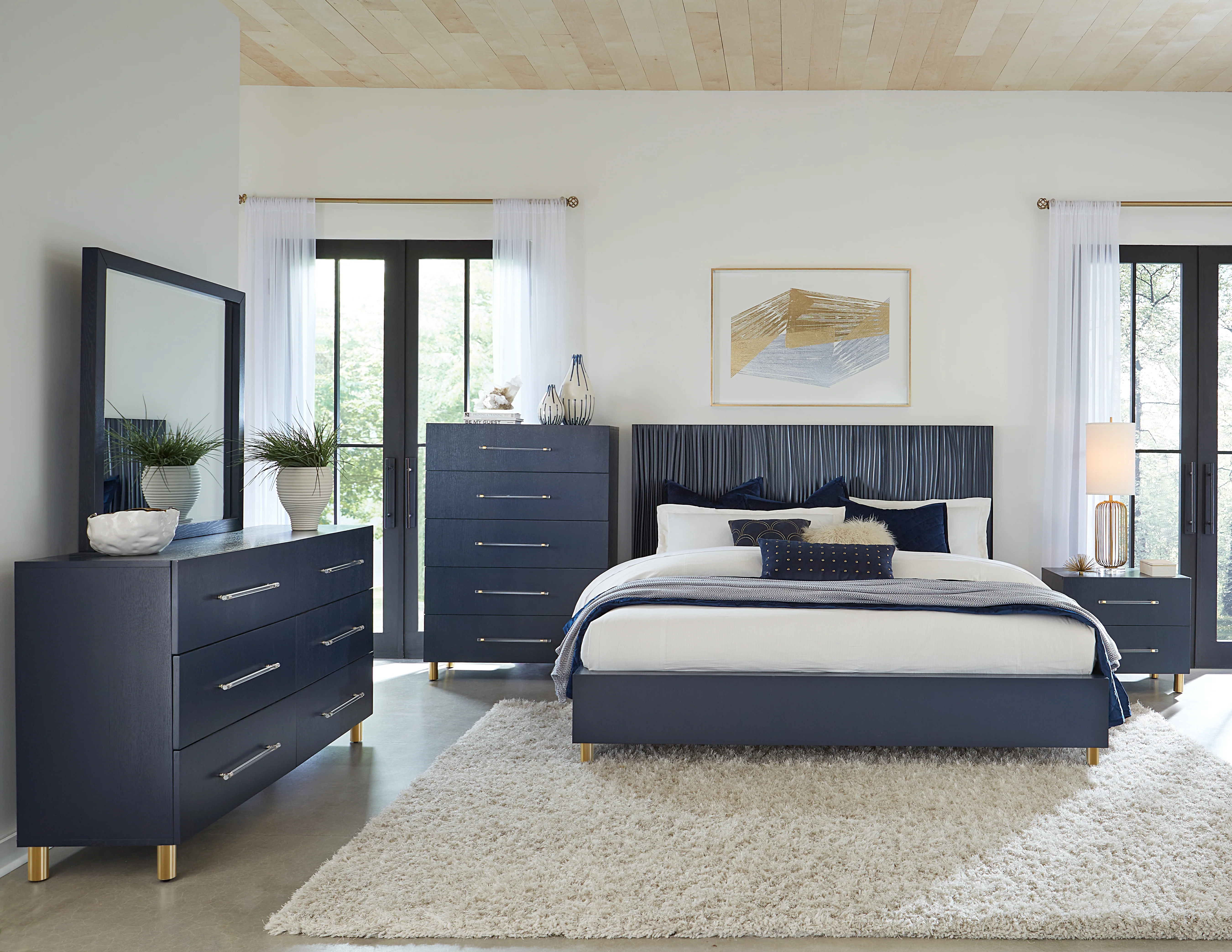Argento Wave-Patterned Full Bed in Navy Blue and Burnished Brass - Image 3