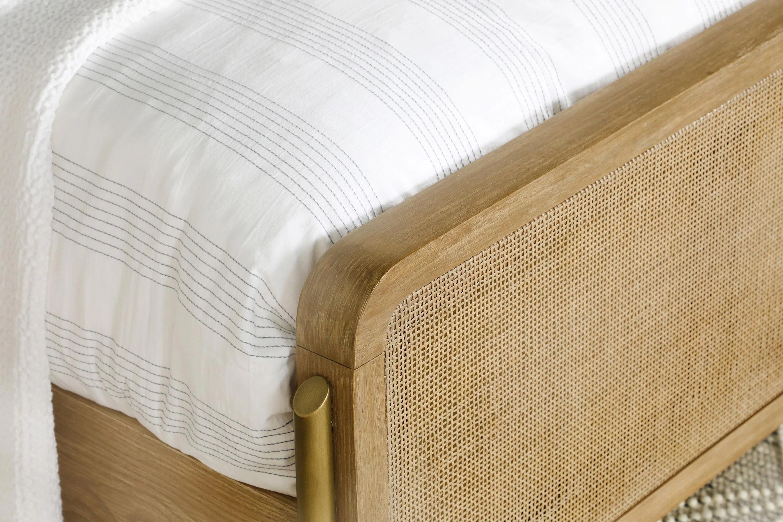 Arini Sand Wash and Natural Rattan California King Panel Bed - Image 9