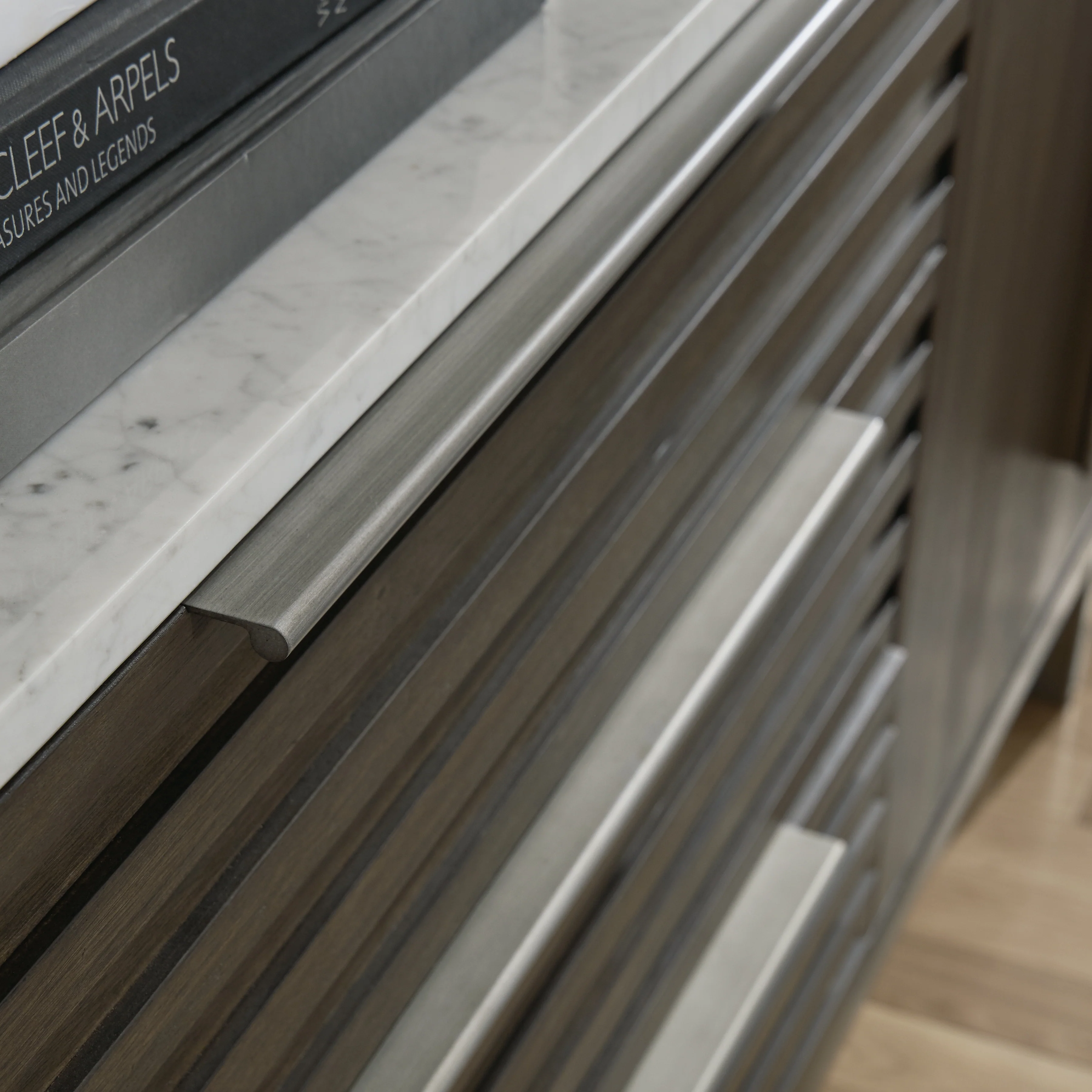 Arkenton Grayish Brown Dresser and Mirror - Image 4