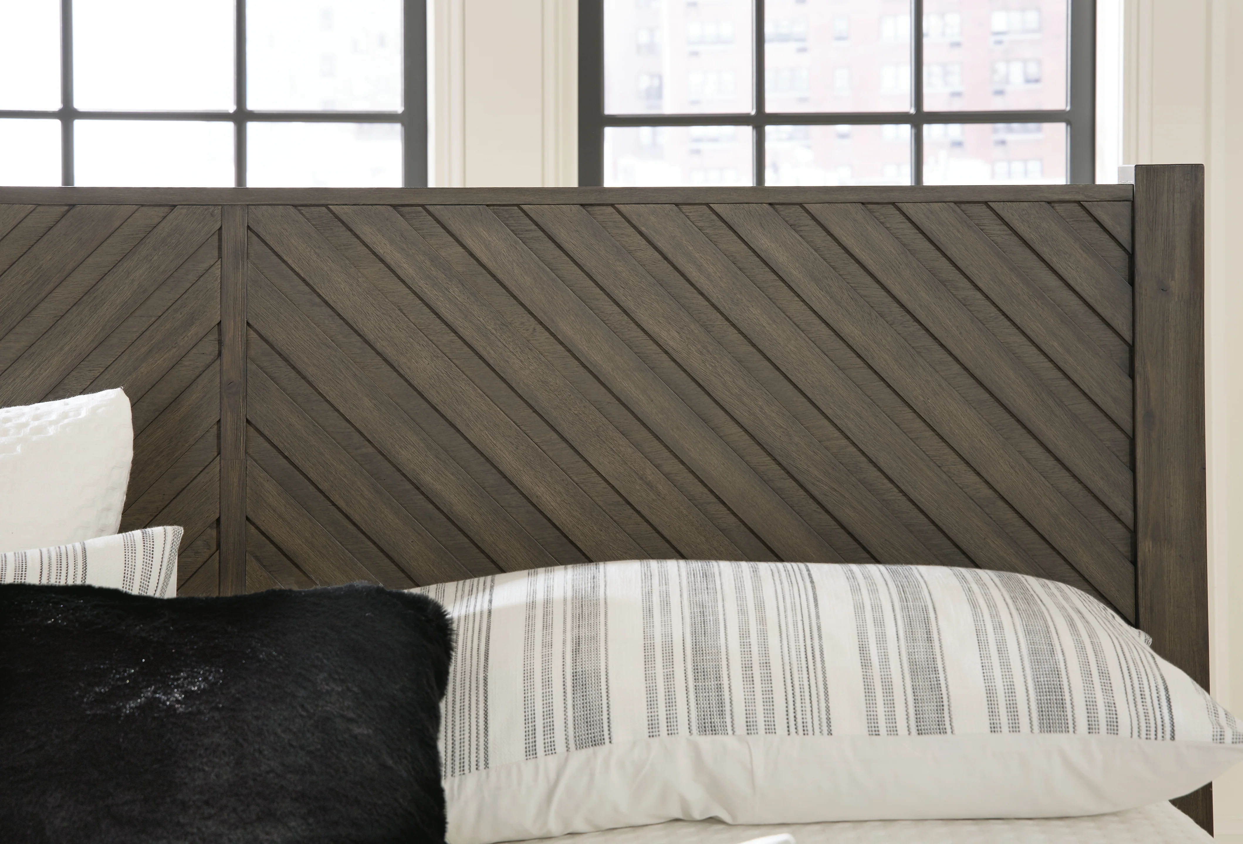 Arkenton Grayish Brown King Panel Bed - Image 7
