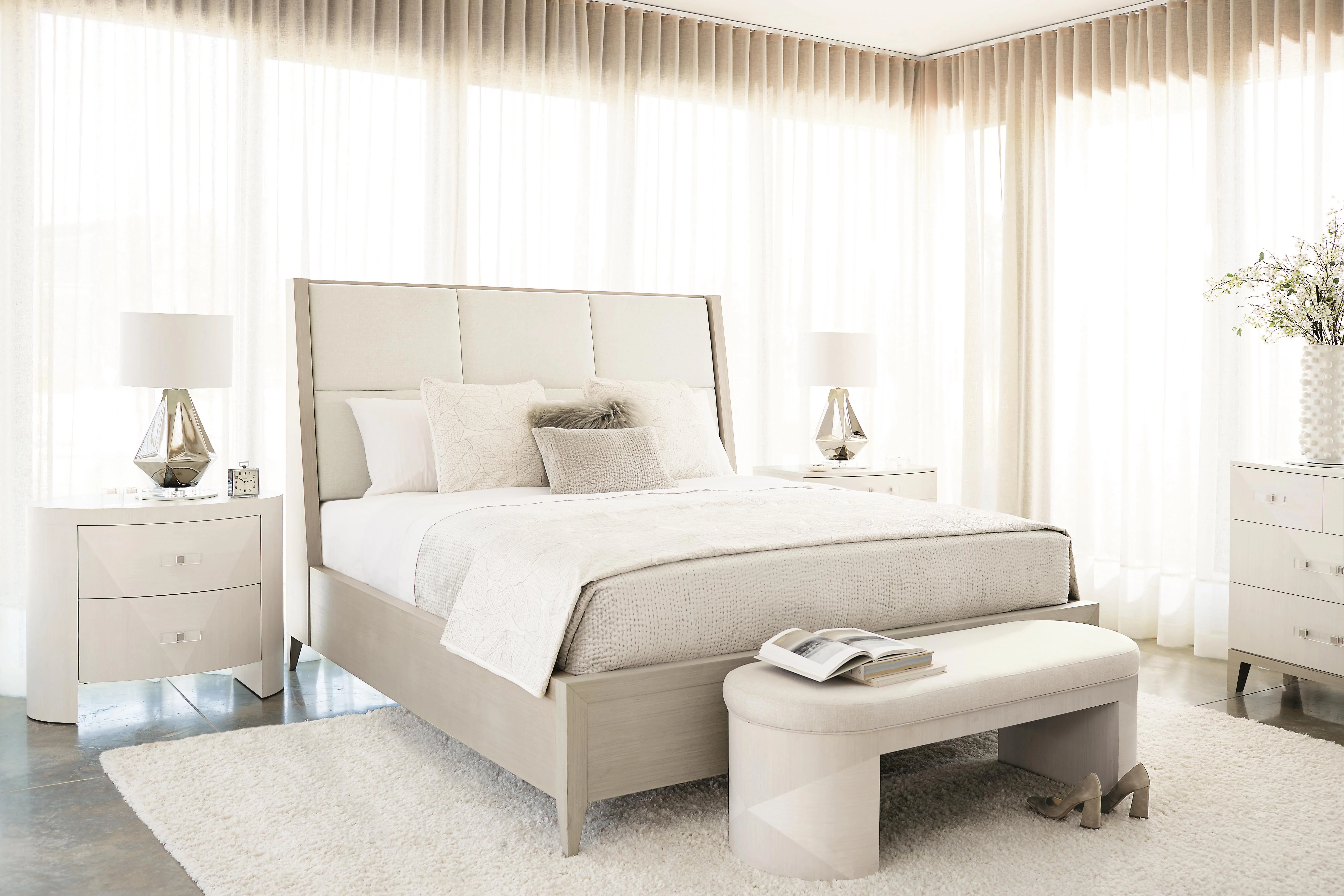 Axiom Linear White/White/Cream Bench - Image 4