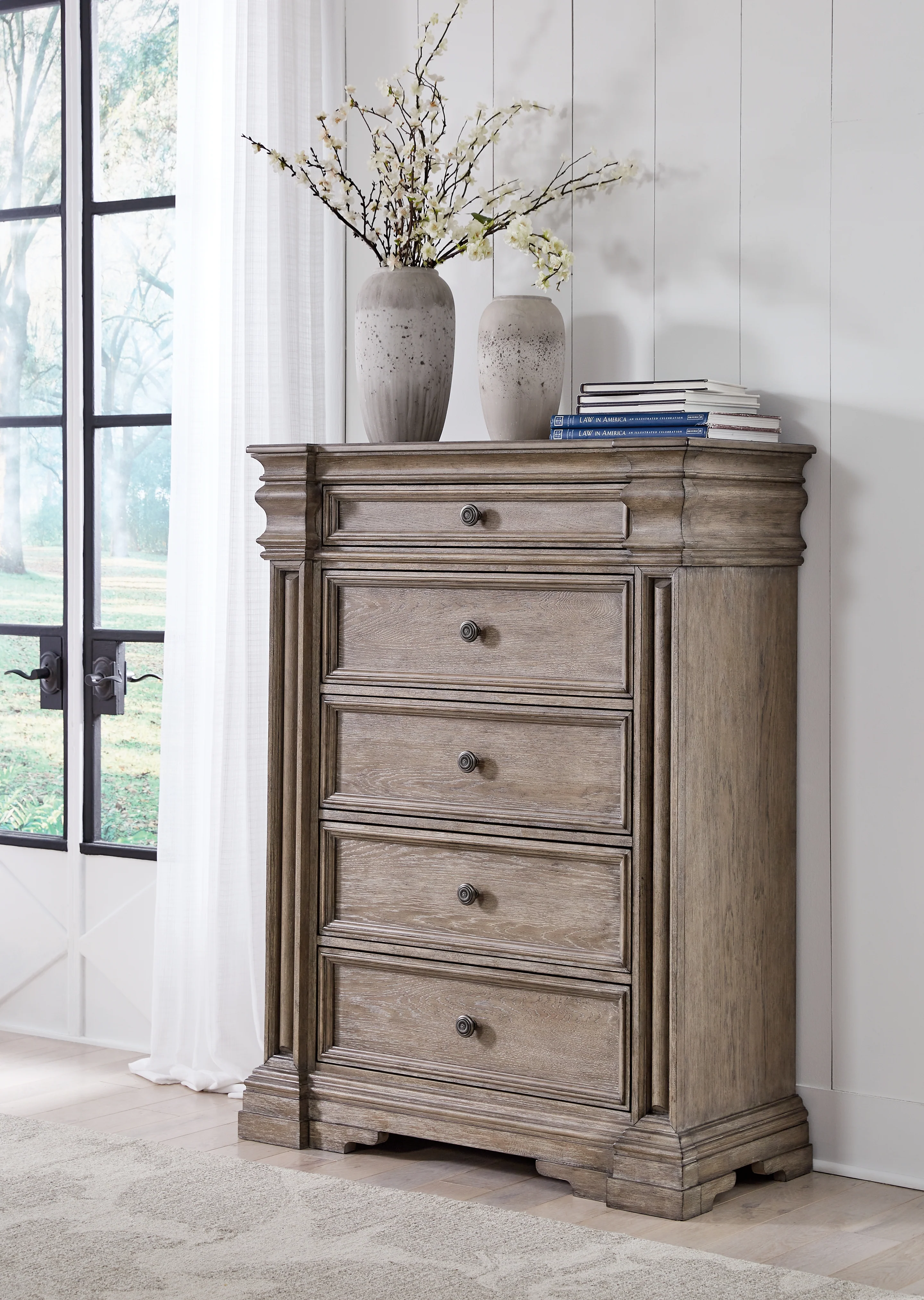 Blairhurst Light Grayish Brown Queen Panel Bedroom Set with Dresser, Mirror, Chest and Nightstand - Image 21