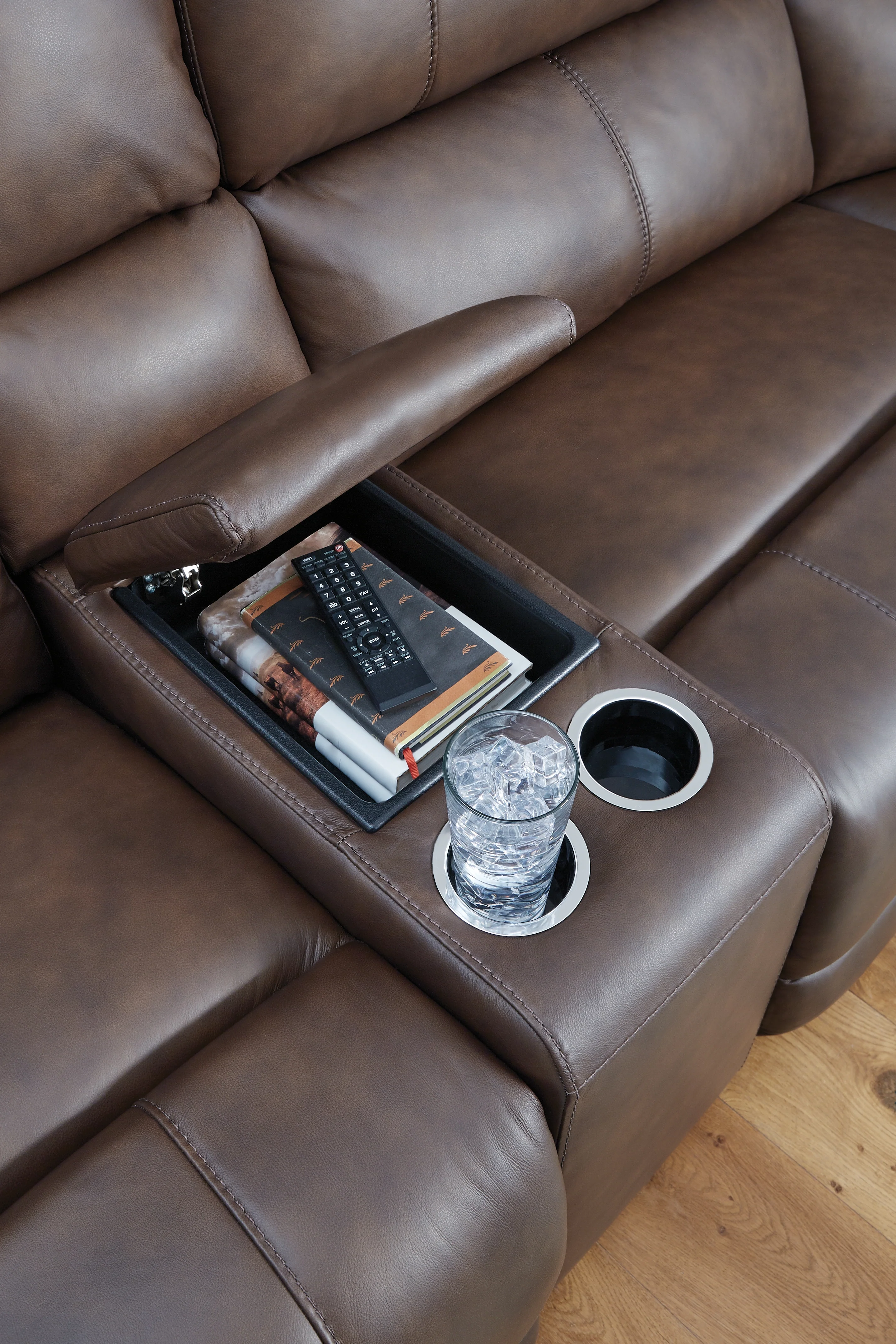 Bleckley Espresso 6-Piece Power Reclining Sectional - Image 6