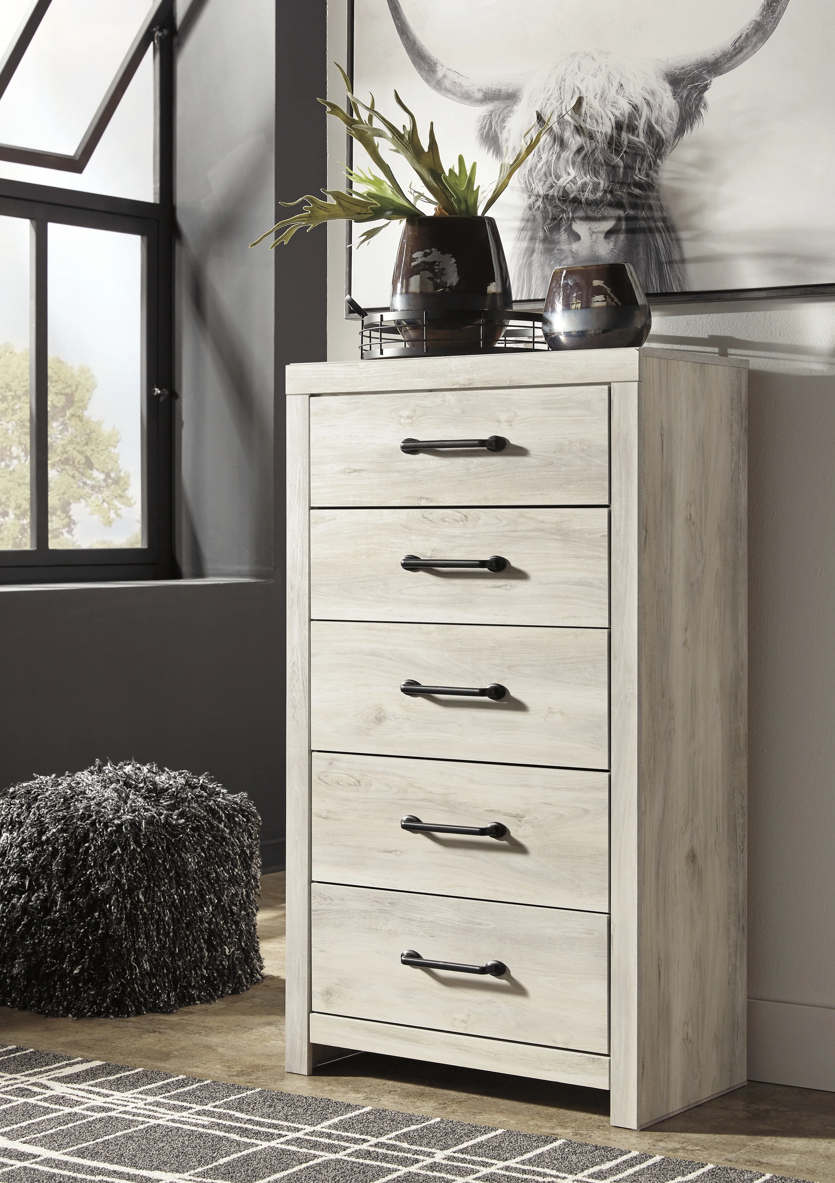 Cambeck Whitewash Queen Storage Bedroom Set with Chest and 2 Nightstands - Image 19