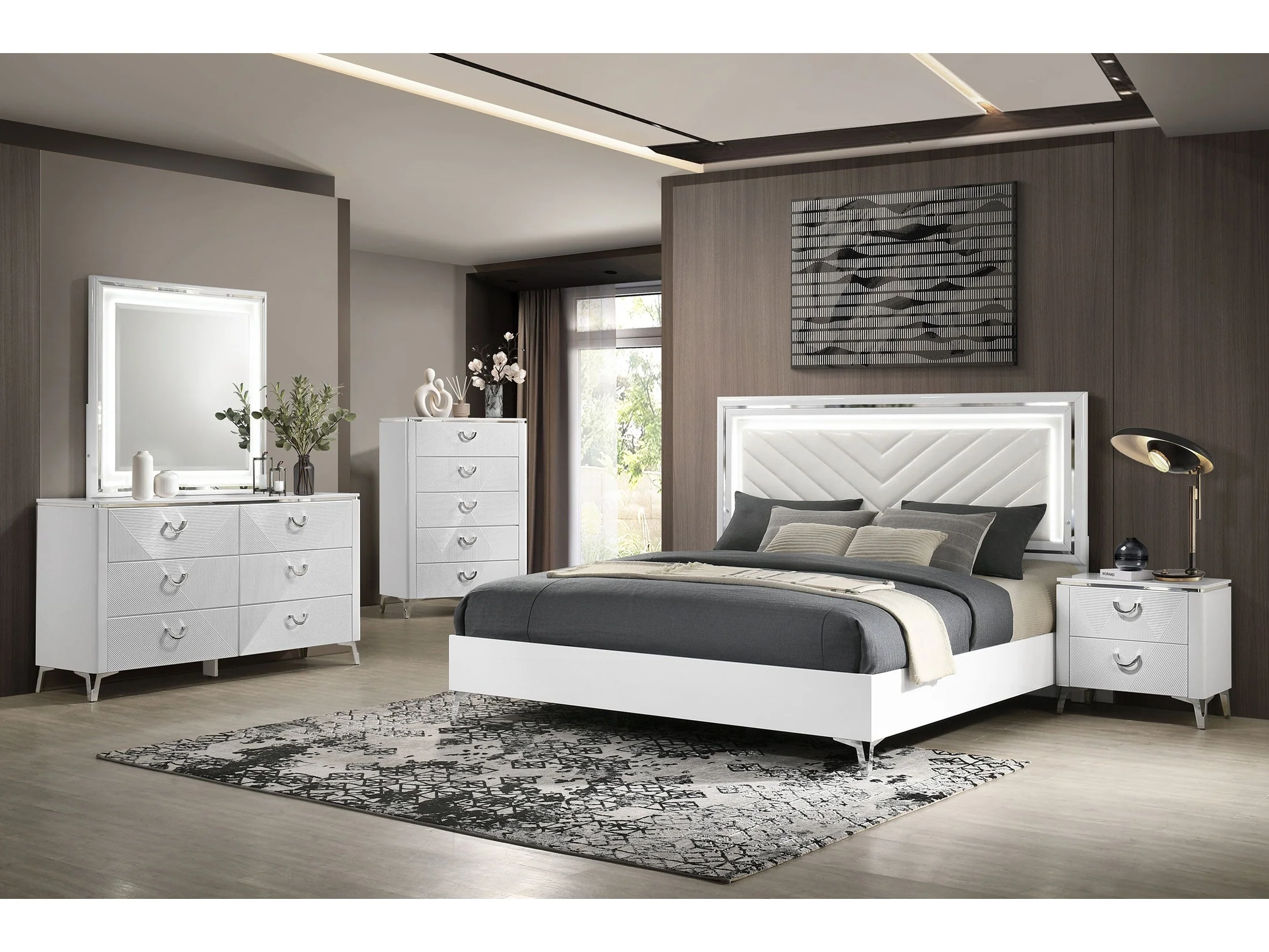 Cassia White High Gloss 5-piece Eastern King LED Bedroom Set