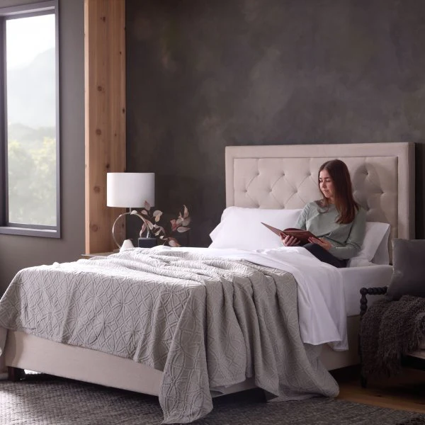 Classic Cotton White Twin Sheet Set - Image 7