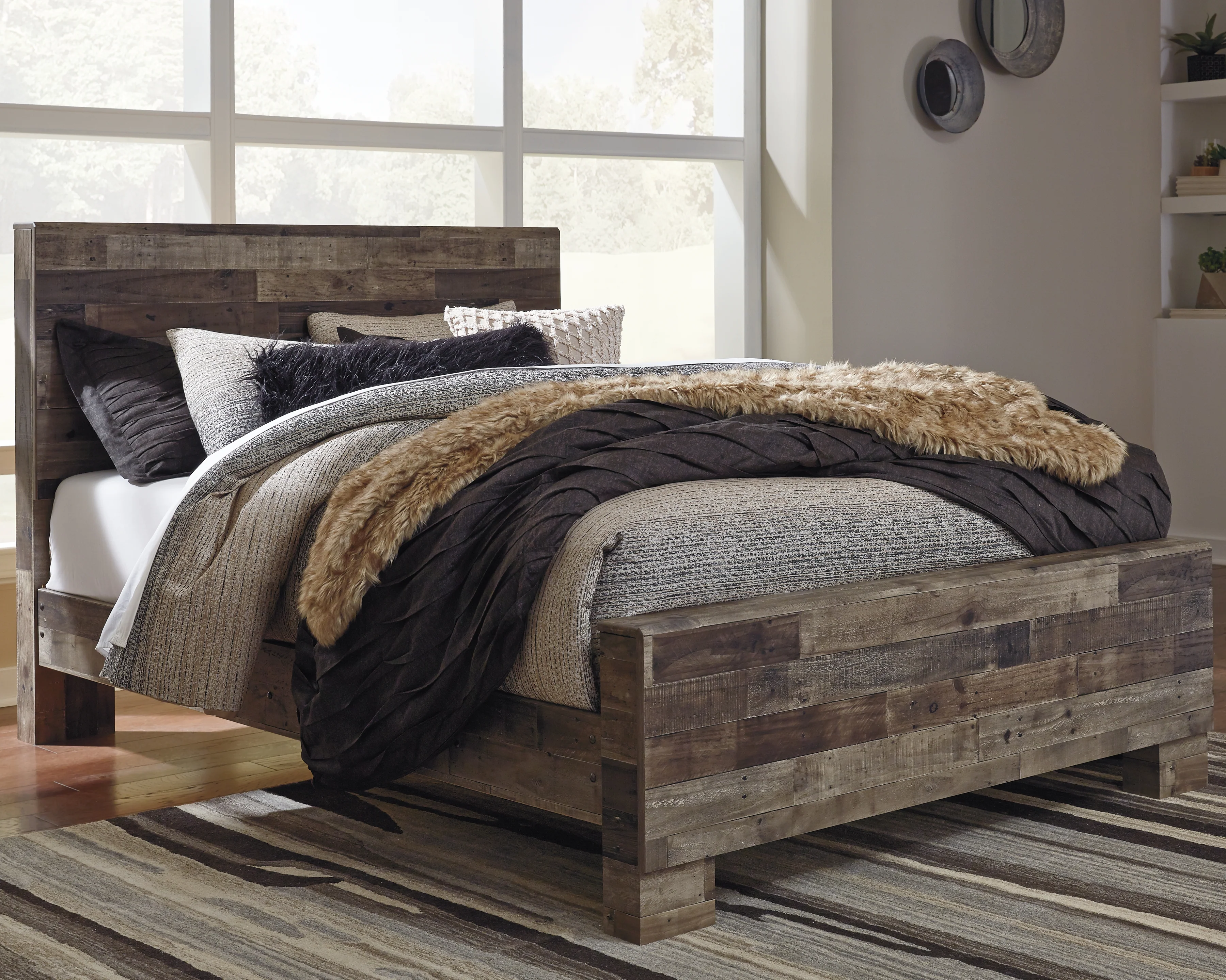Derekson Multi Gray Queen Panel Bed, Dresser and Mirror (Online Special Price) - Image 8