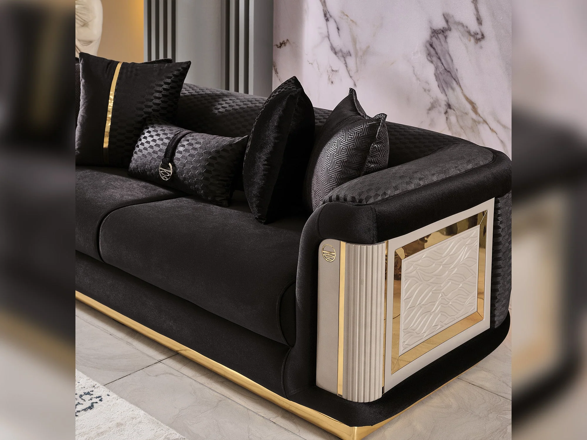 Elegance Black Sofa - Image 3