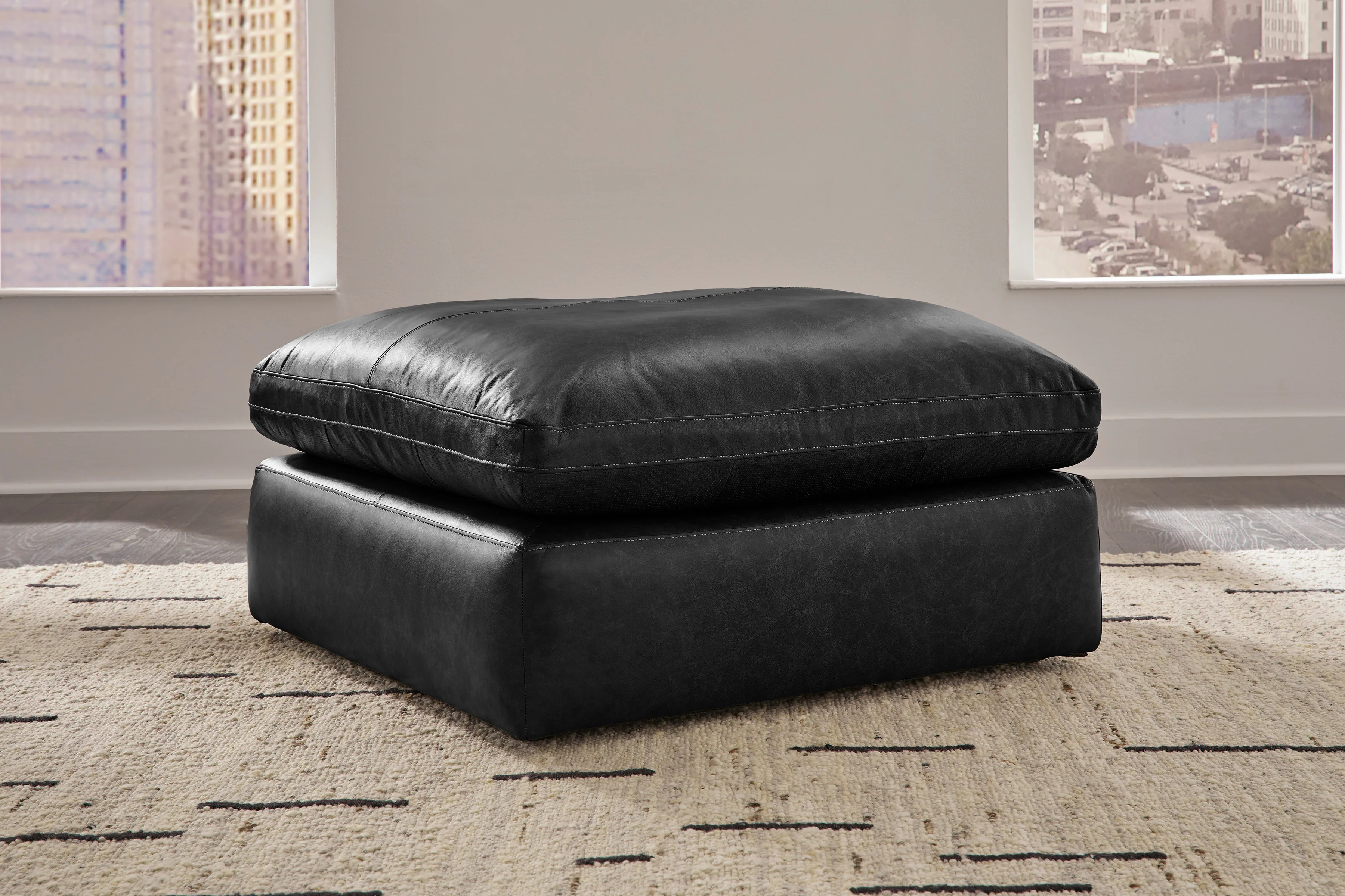 Emilia Black 3-Piece Sectional and 2 Ottomans - Image 3