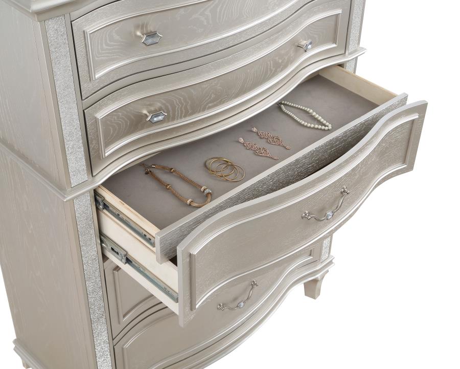 Evangeline Silver Oak 6-drawer Chest - Image 4