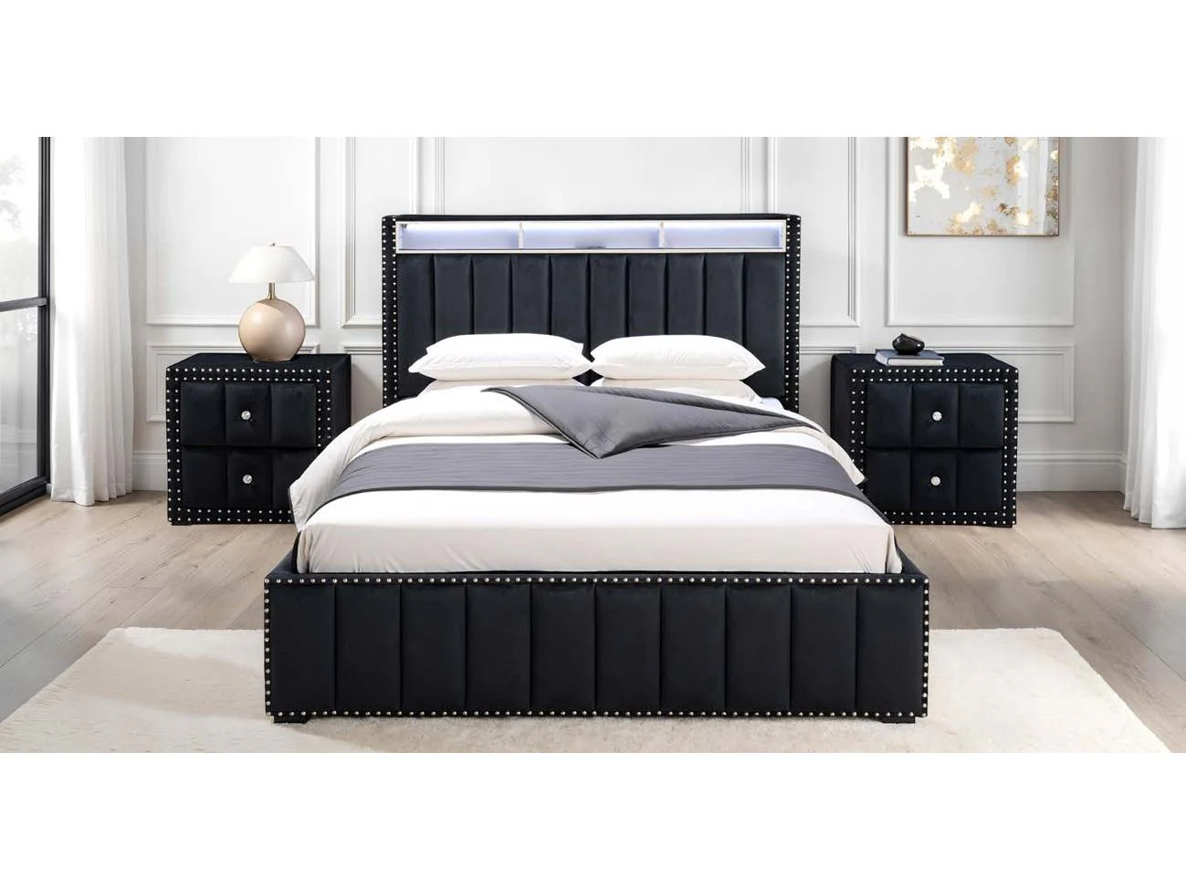 Farese Black Queen Bed w/ 2 Nightstands
