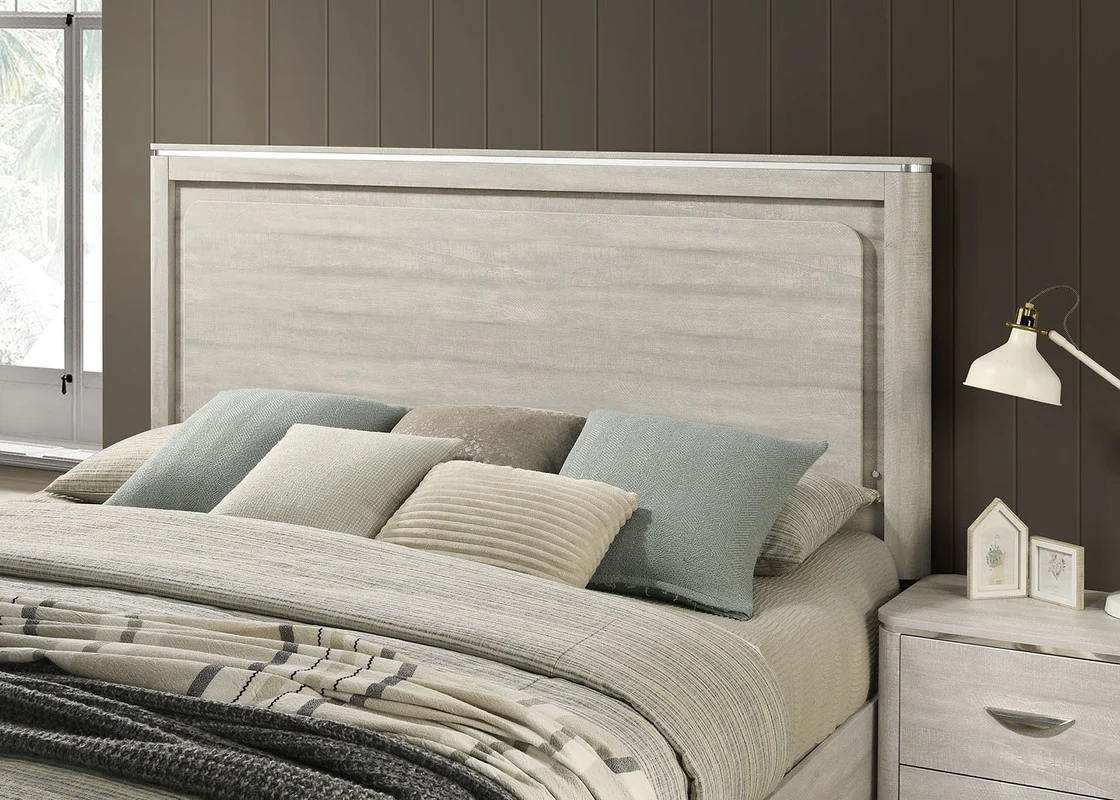 Farsund Dusty Gray 5 Pc. Queen Bedroom Set w/ Chest - Image 2
