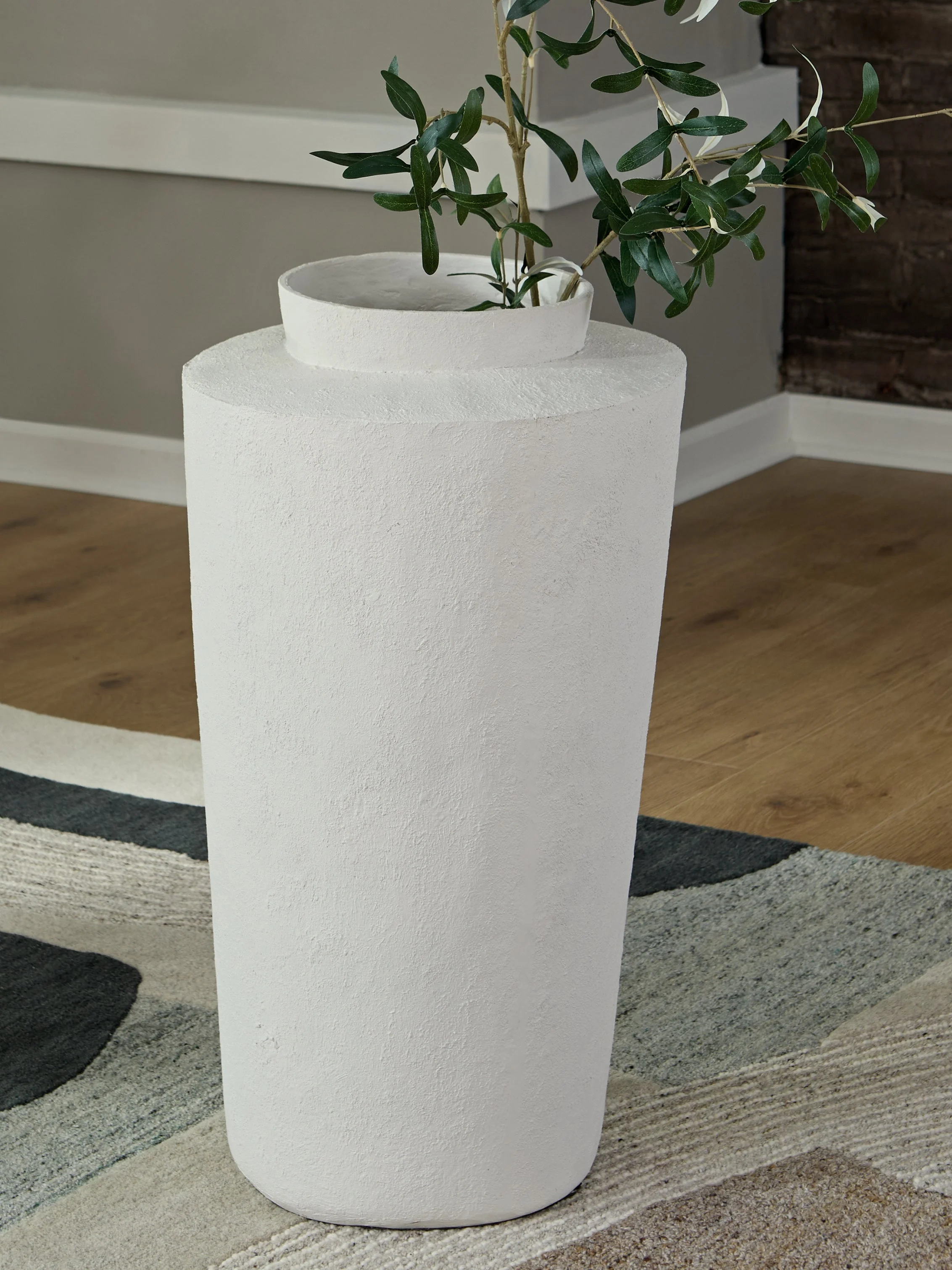 Flurinworth Cream Vase (Online Special Price) - Image 2