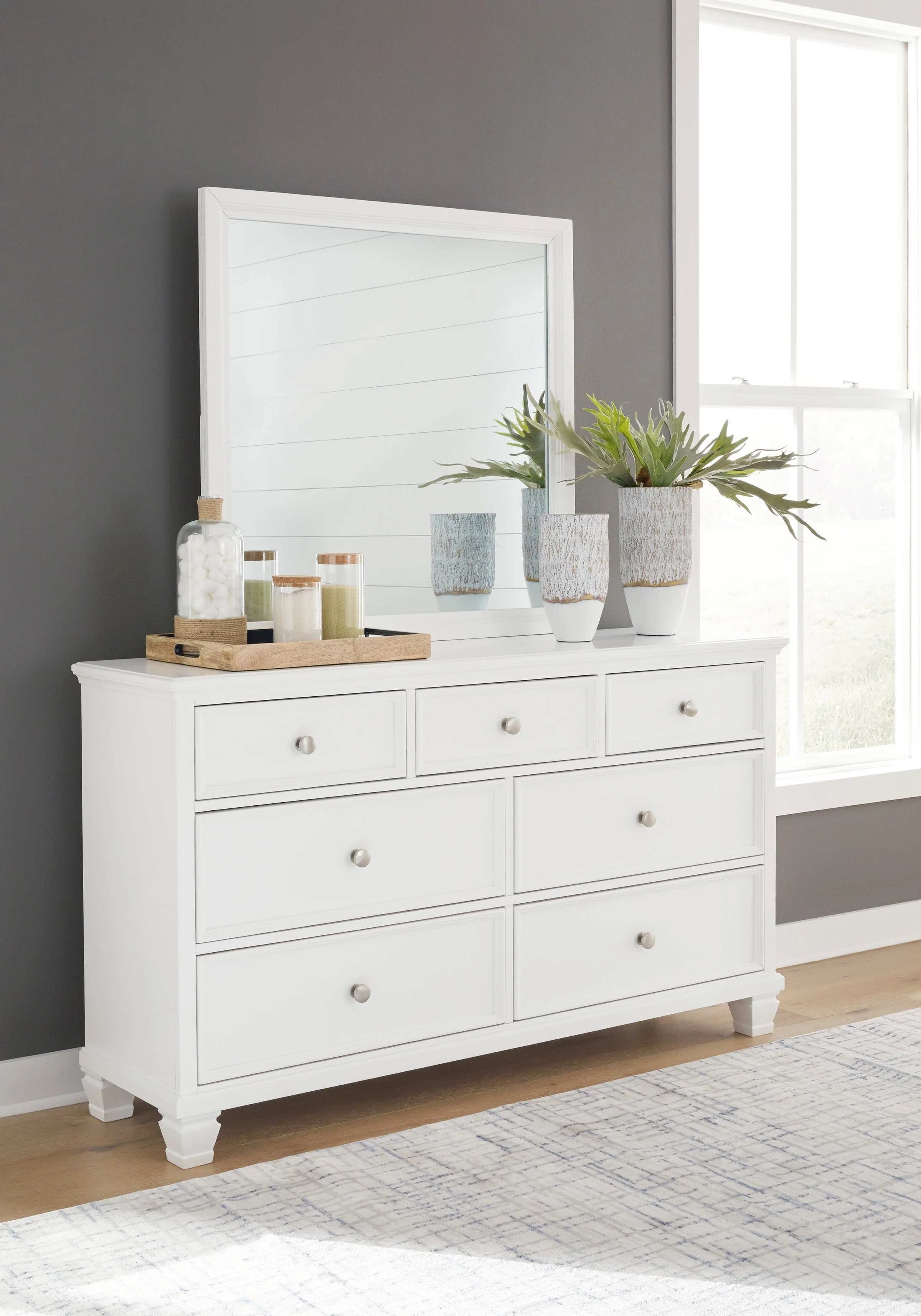 Fortman White Full Panel 5-Piece Bedroom Set (Online Special Price) - Image 8