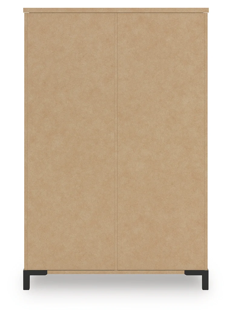 Frandern Gray Queen Panel Bed, Dresser, Mirror, Chest and 2 Nightstands - Image 13