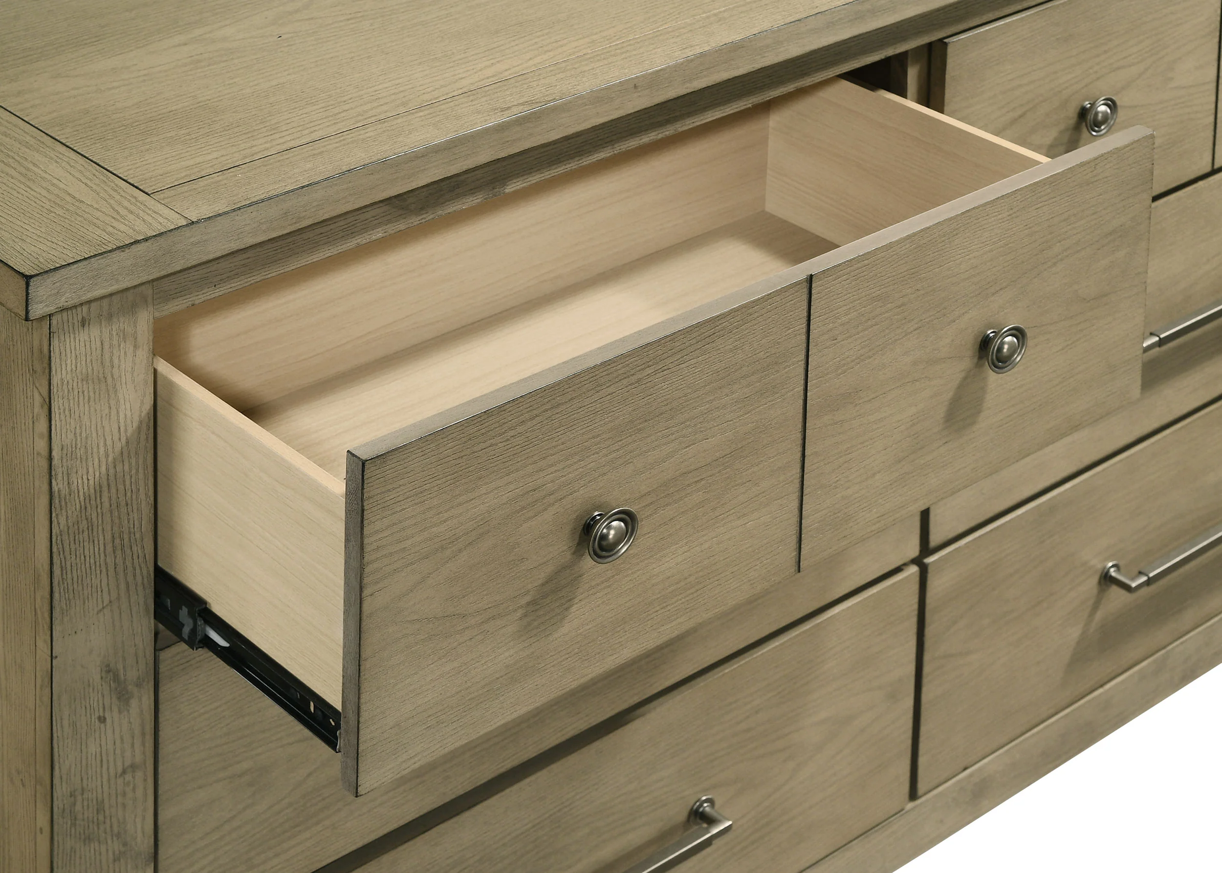 Hazlewood Vineyard Oak 6-drawer Bedroom Dresser Cabinet - Image 10