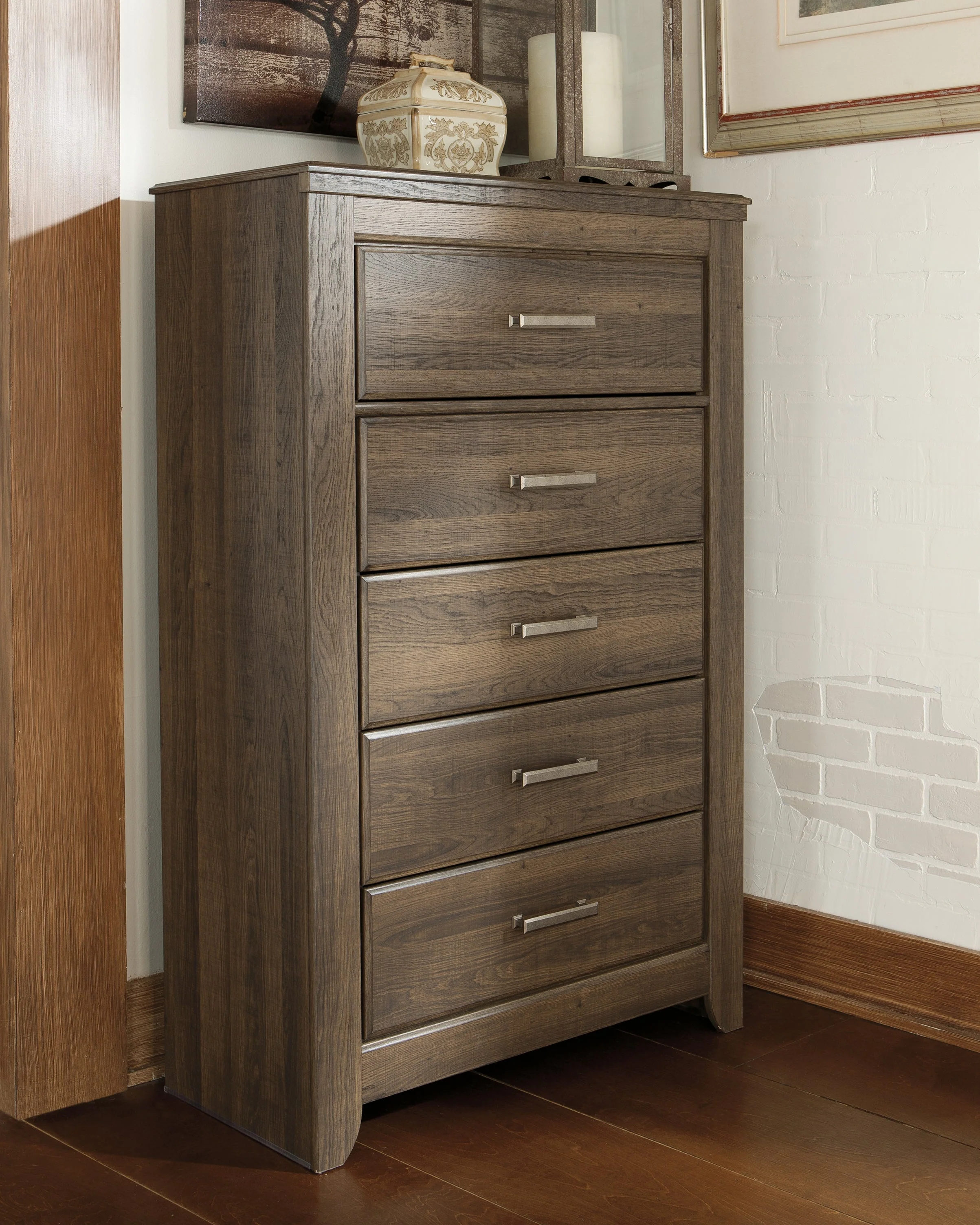 Juararo Dark Brown King Poster Bed, Dresser, Mirror and Chest (Online Special Price) - Image 8