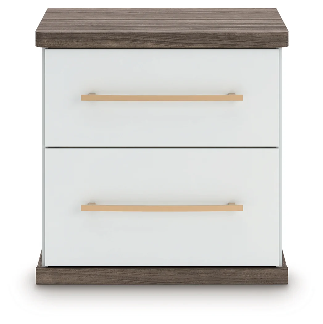 Kendanport White/Brown Queen Upholstered Bed, Dresser and Nightstand - Image 17