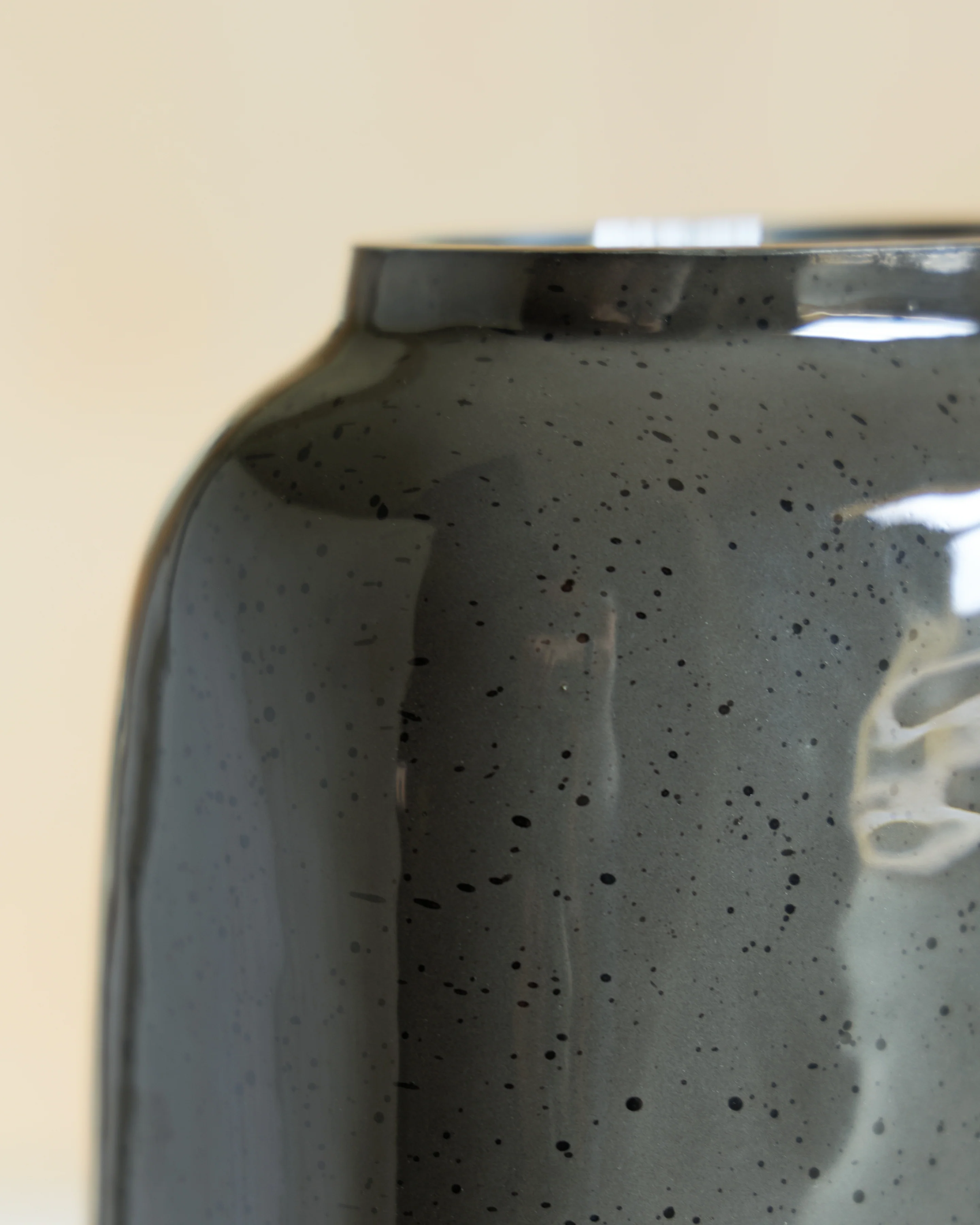 Kierlain Gray/Black Vase (12.75''H) - Image 3