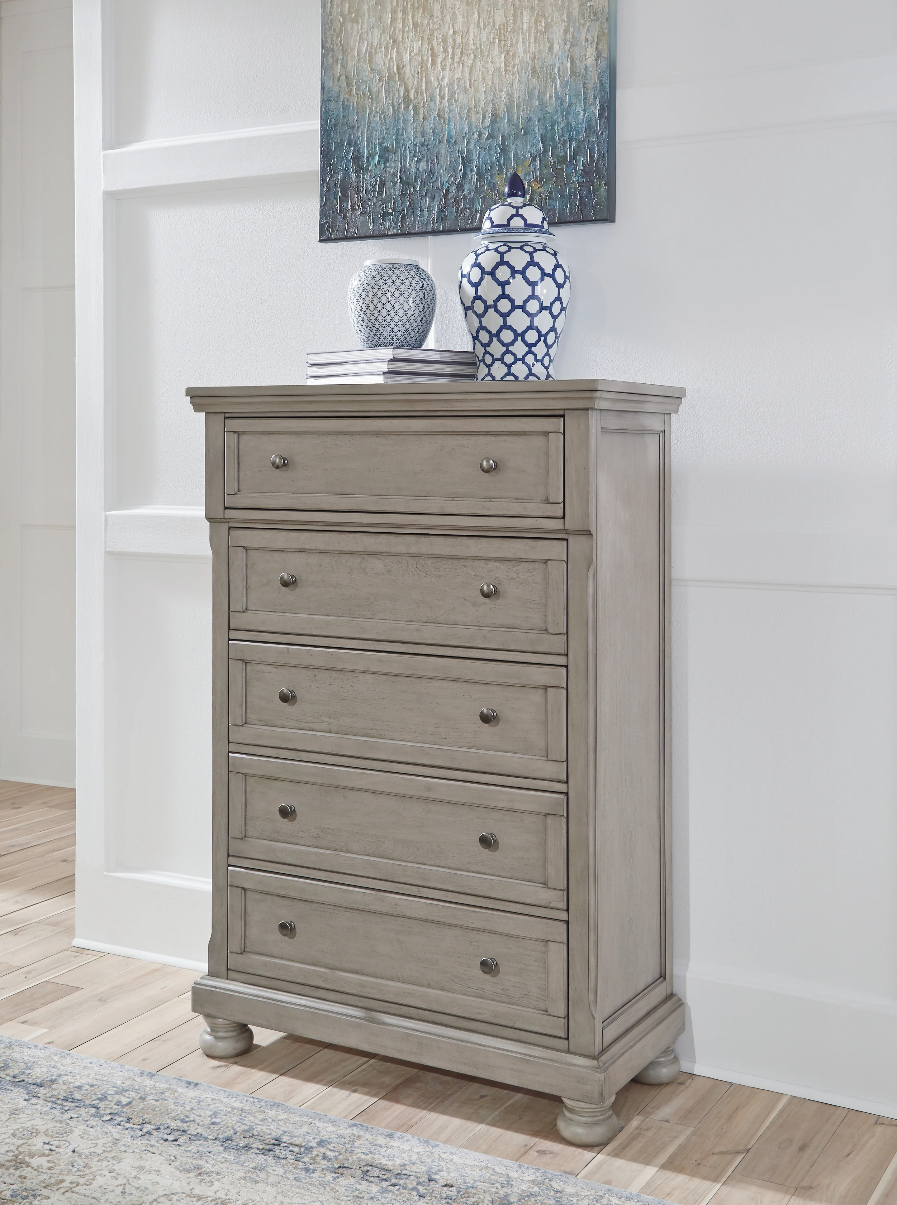 Lettner Light Gray King Panel Bedroom Set with Dresser, Mirror, Chest and 2 Nightstands - Image 6