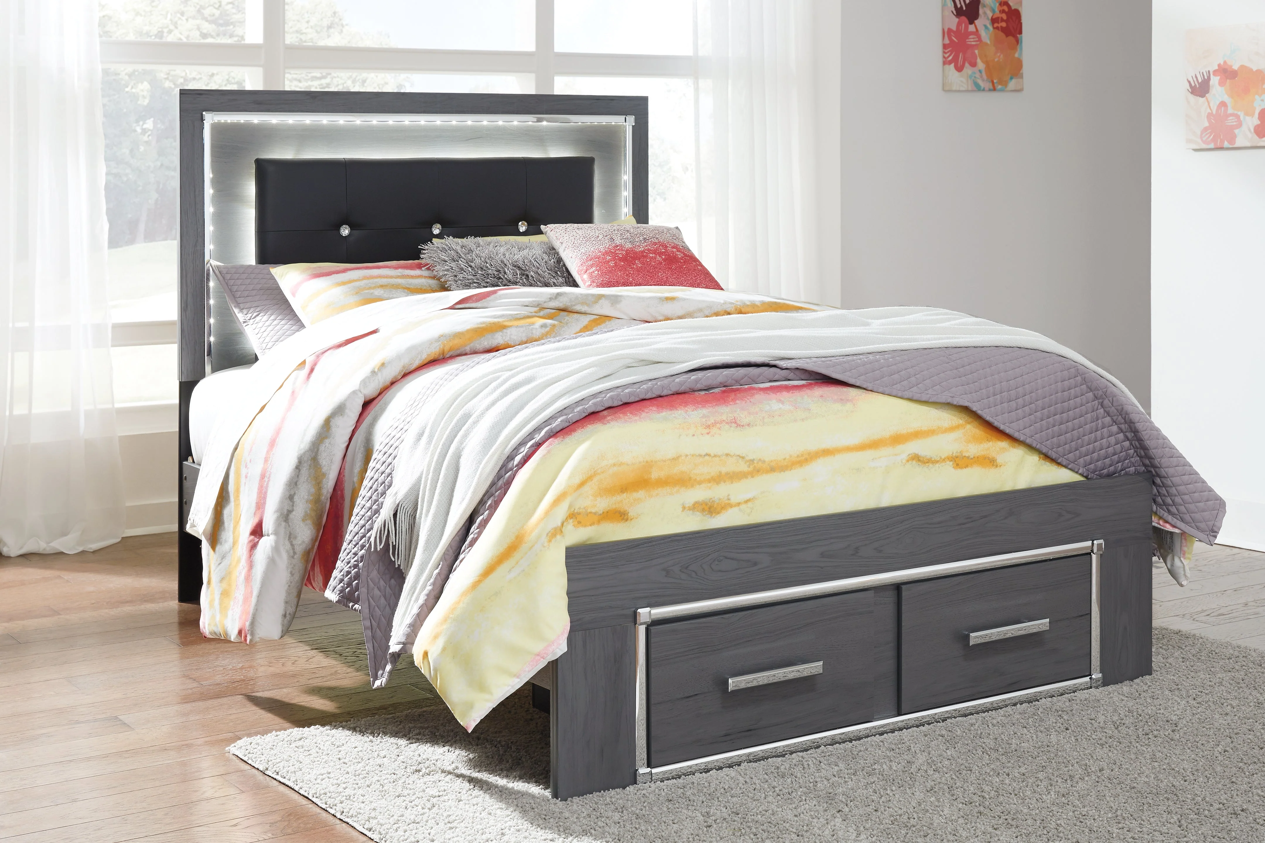 Lodanna Gray Full Storage Bedroom Set with Dresser and Mirror (Online Special Price) - Image 7