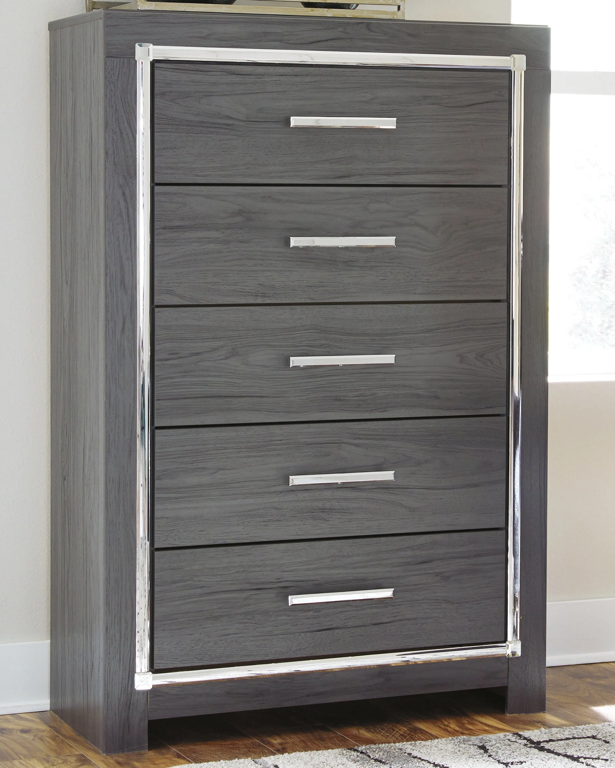 Lodanna Gray Full Storage Bed & Chest & Nightstand (Online Special Price) - Image 8