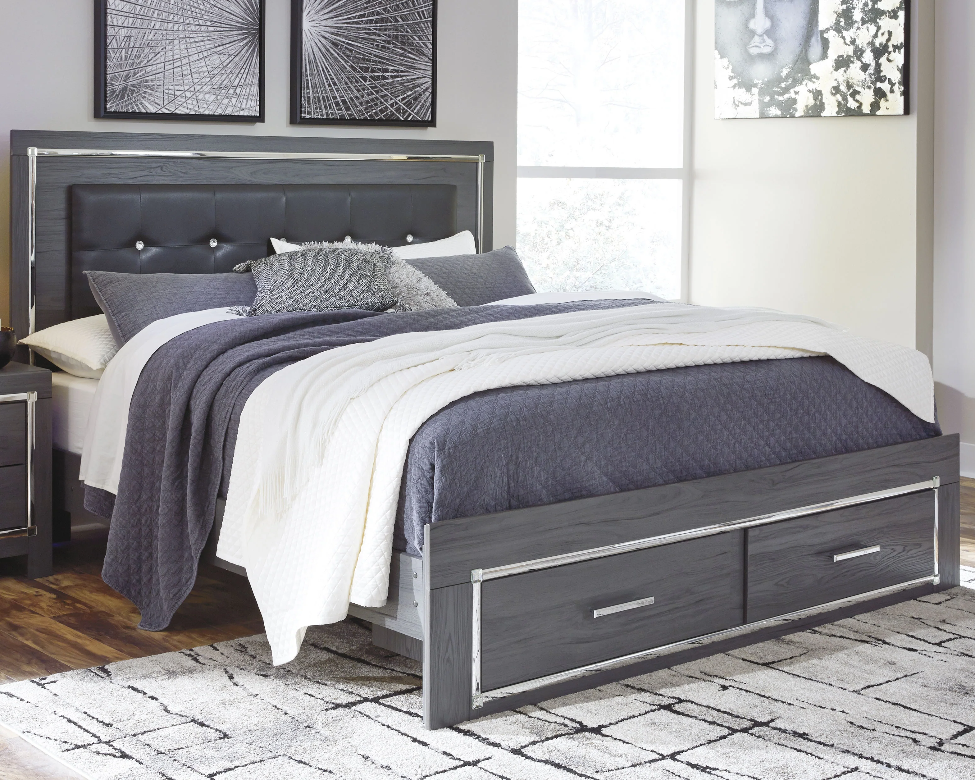 Lodanna Gray King Storage Bedroom Set with Dresser and Chest - Image 7