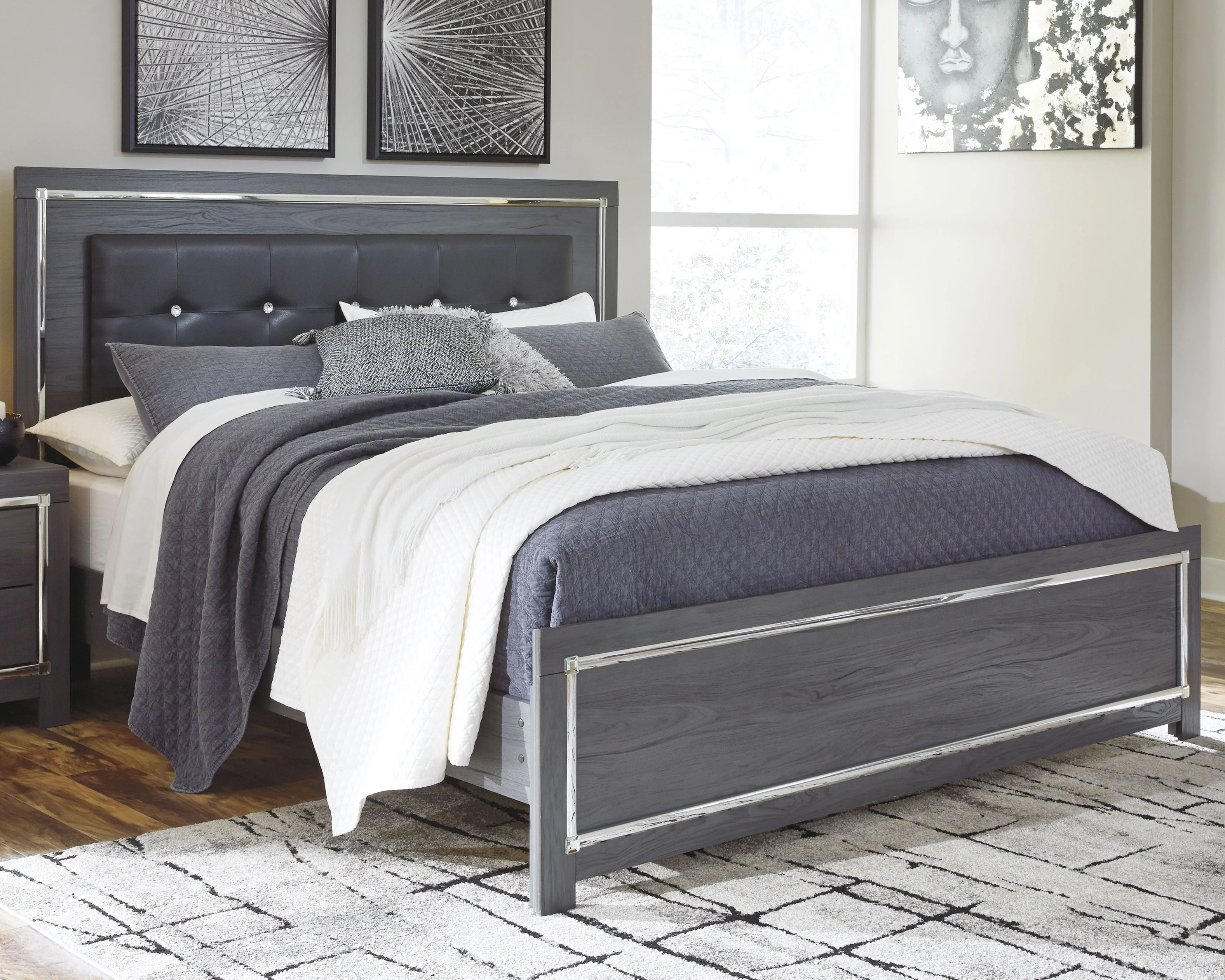Lodanna Gray King Upholstered Panel Bedroom Set with Dresser, Chest and 2 Nightstands - Image 11
