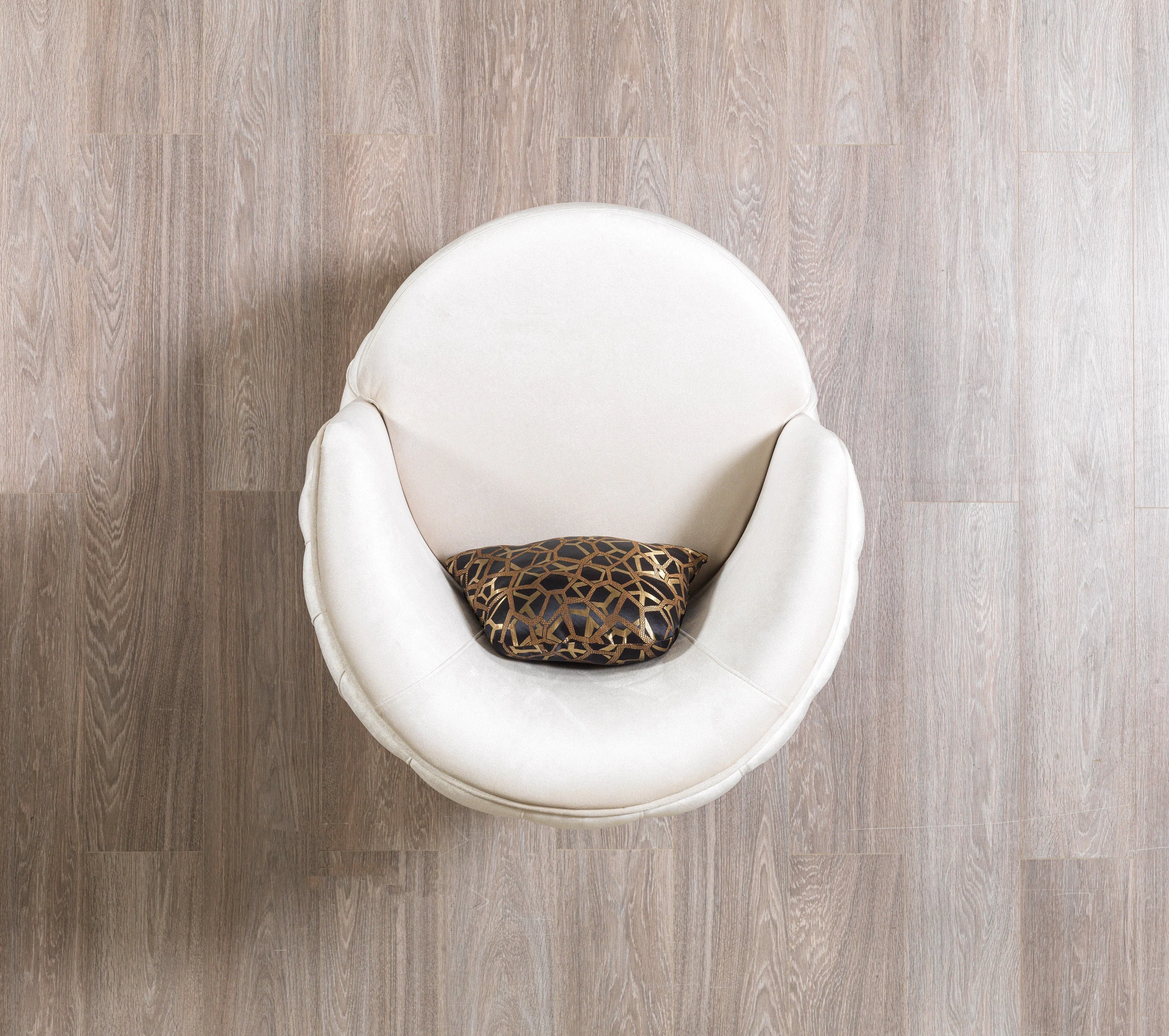 Lupino Ivory Velvet Chair - Image 3