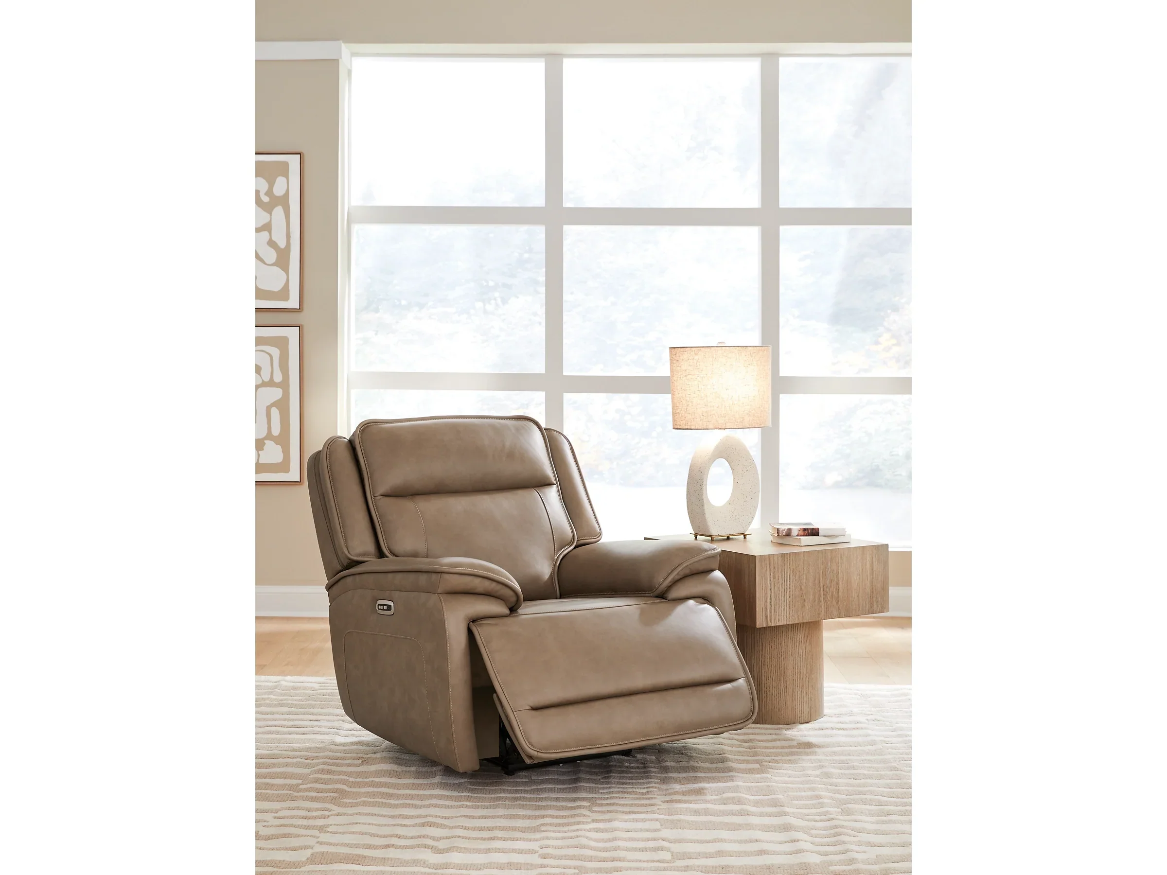 Malcesine Sahara PWR Recliner/ADJ Headrest (Online Special Price) - Image 2