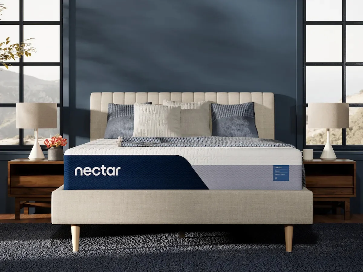 Nectar Classic Memory Foam Firm White California King Mattress - Image 2
