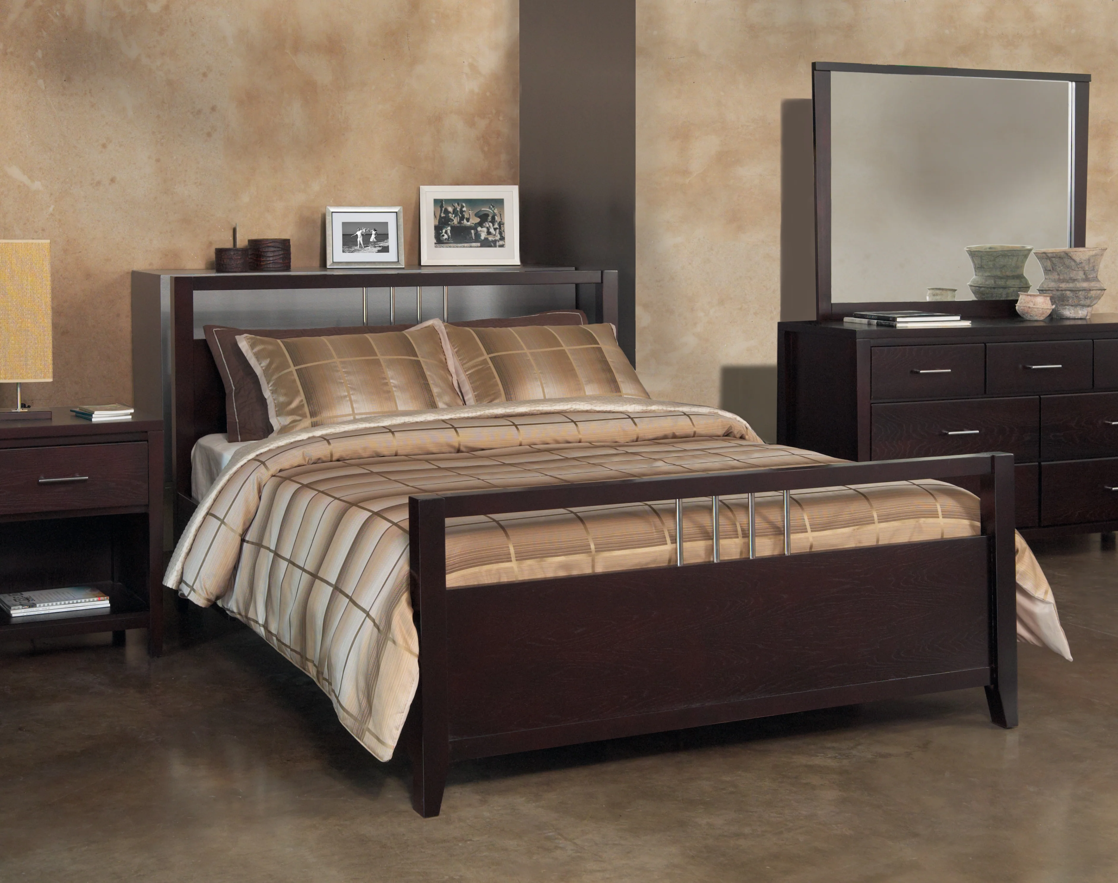 Nevis Queen Platform Storage Bed in Espresso - Image 3