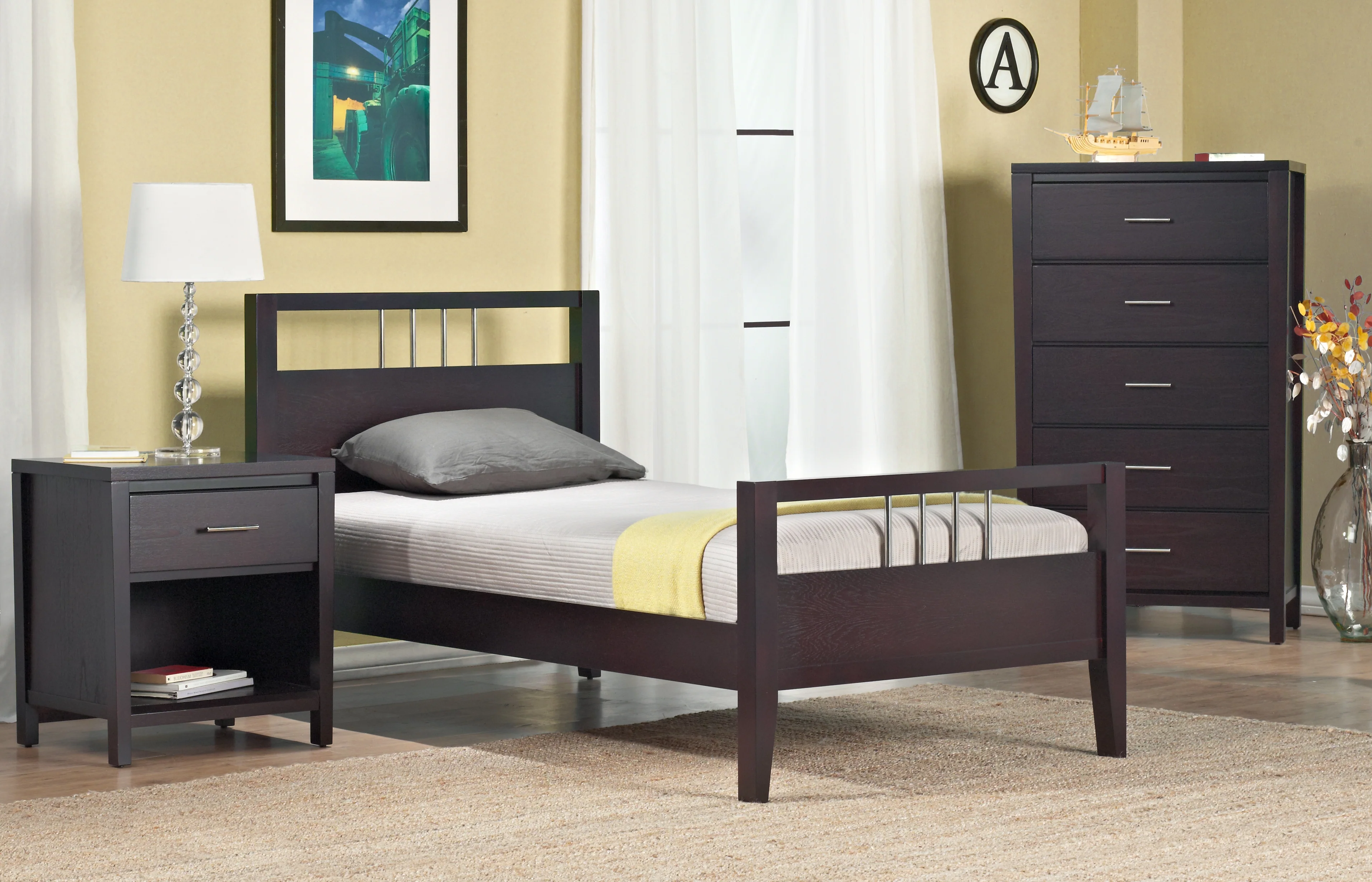 Nevis Espresso Wood Queen Platform Bed - Image 4