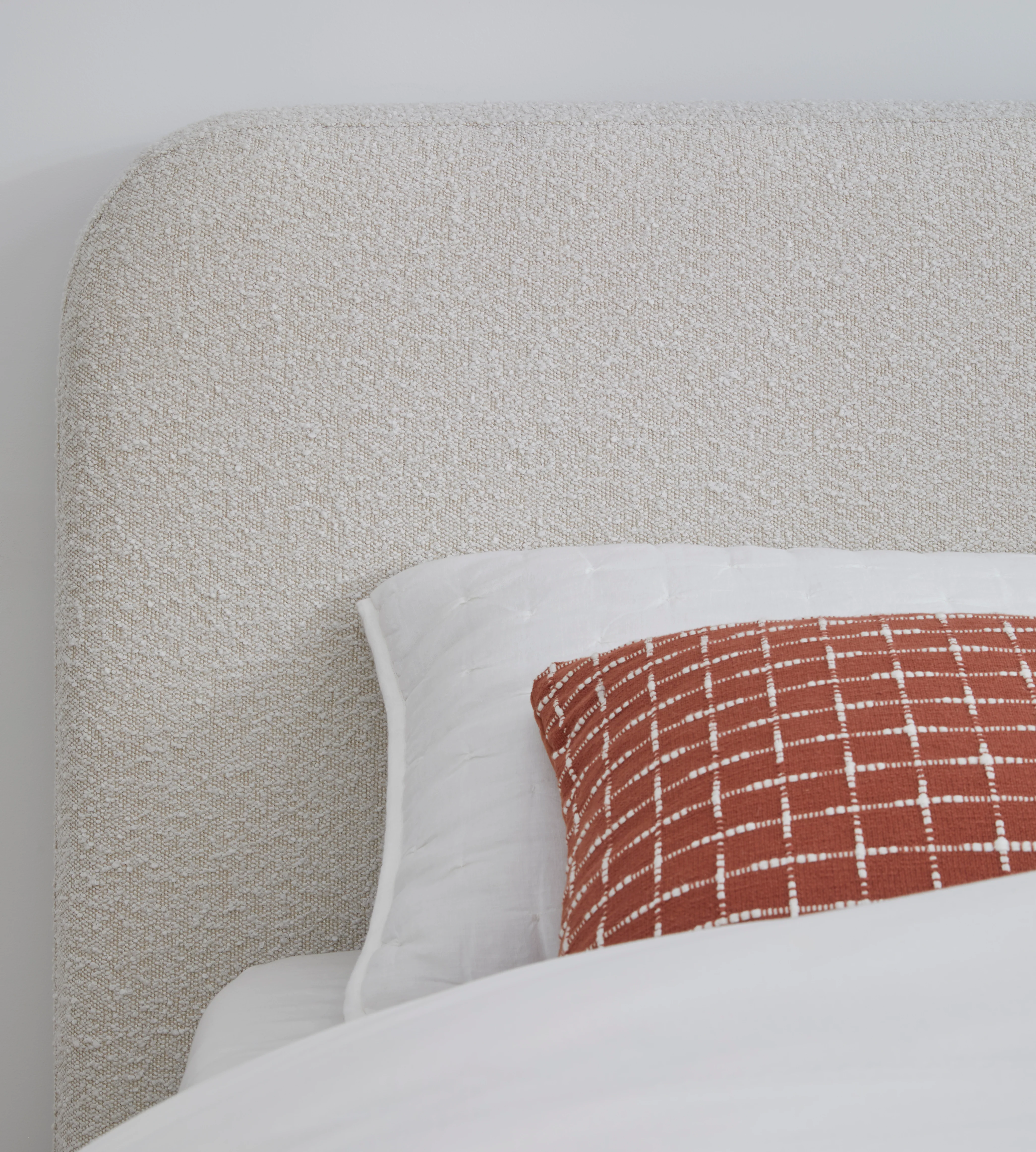 Off-White Upholstered Queen Platform Bed in Ricotta Boucle - Image 4