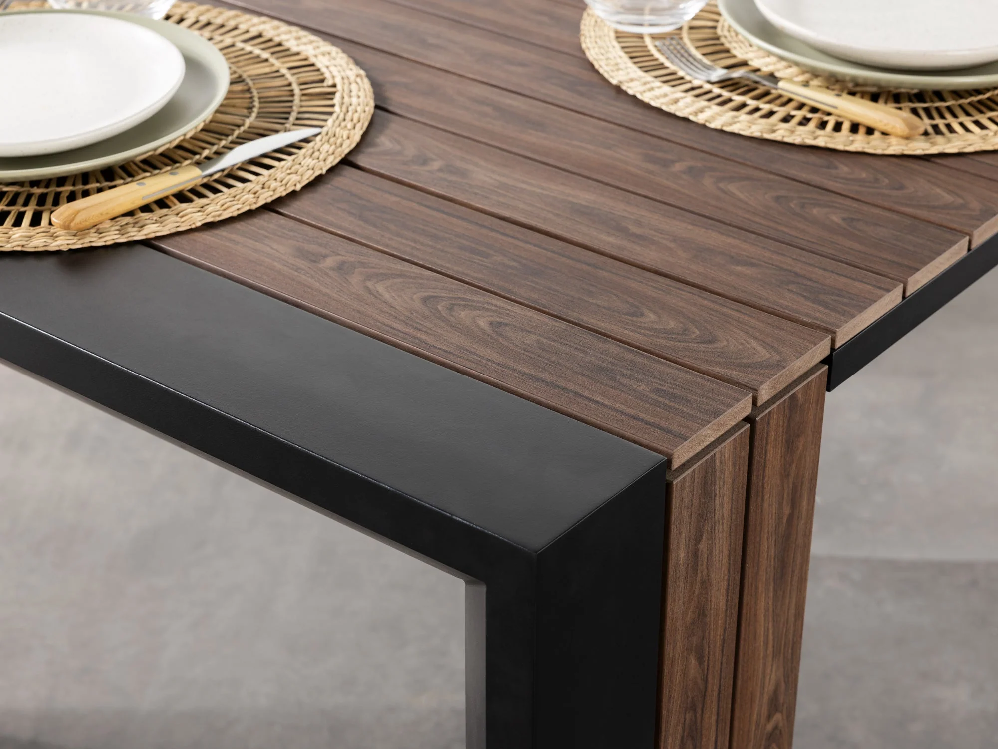 Transformer Outdoor Dining Set - The Practical - Image 11