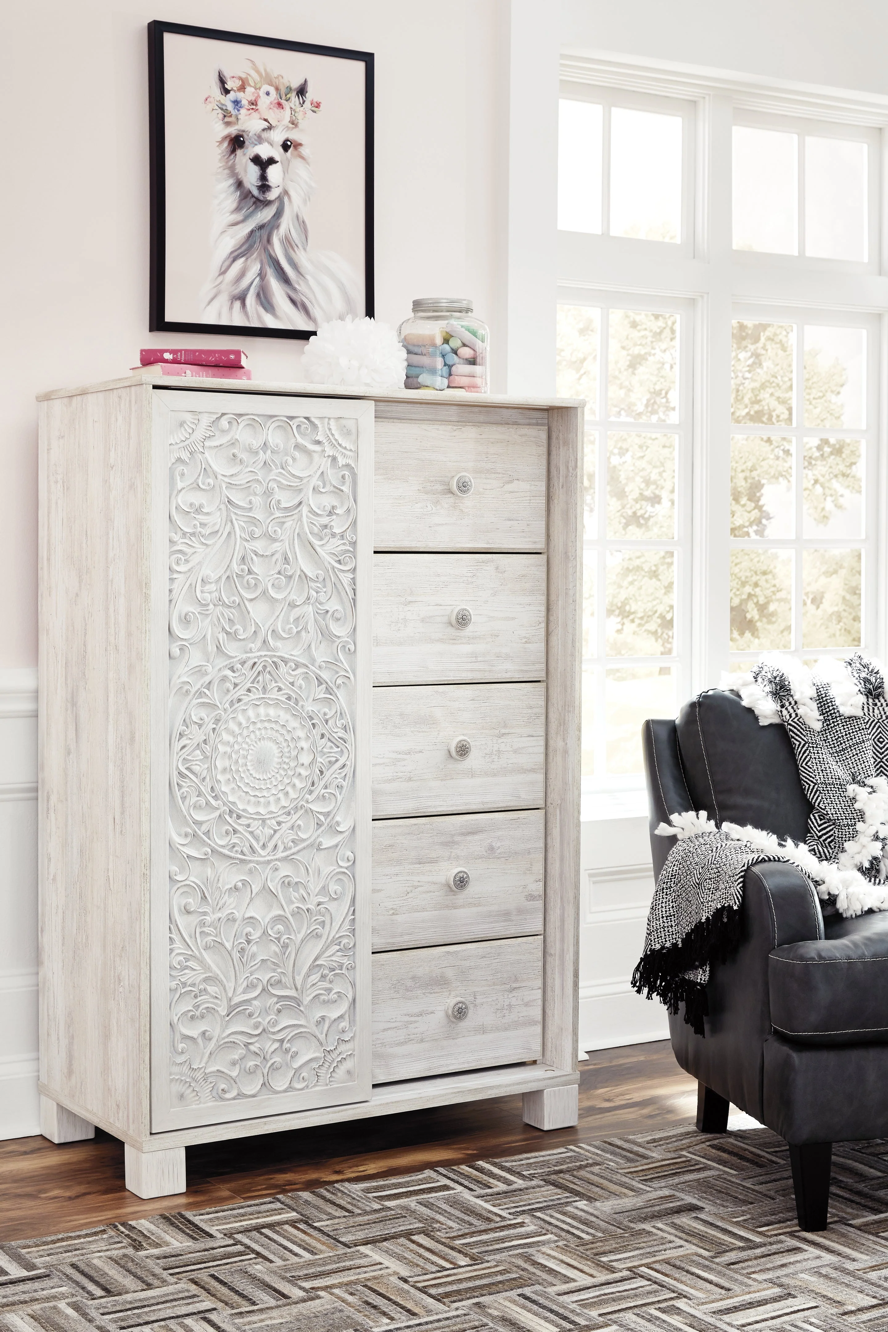 Paxberry Whitewash Queen Panel Bedroom Set with Dresser and Chest (Online Special Price) - Image 15