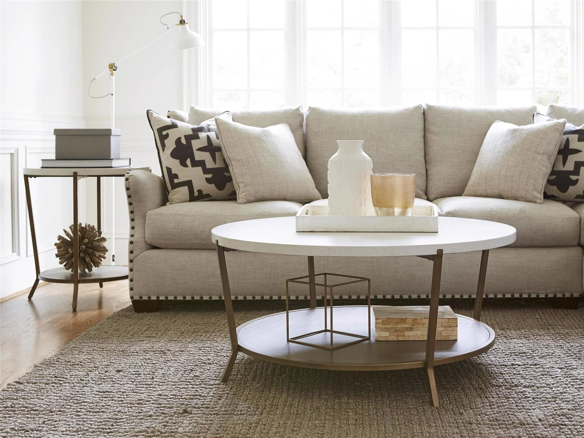 Playlist Brown/White Round Cocktail Table
