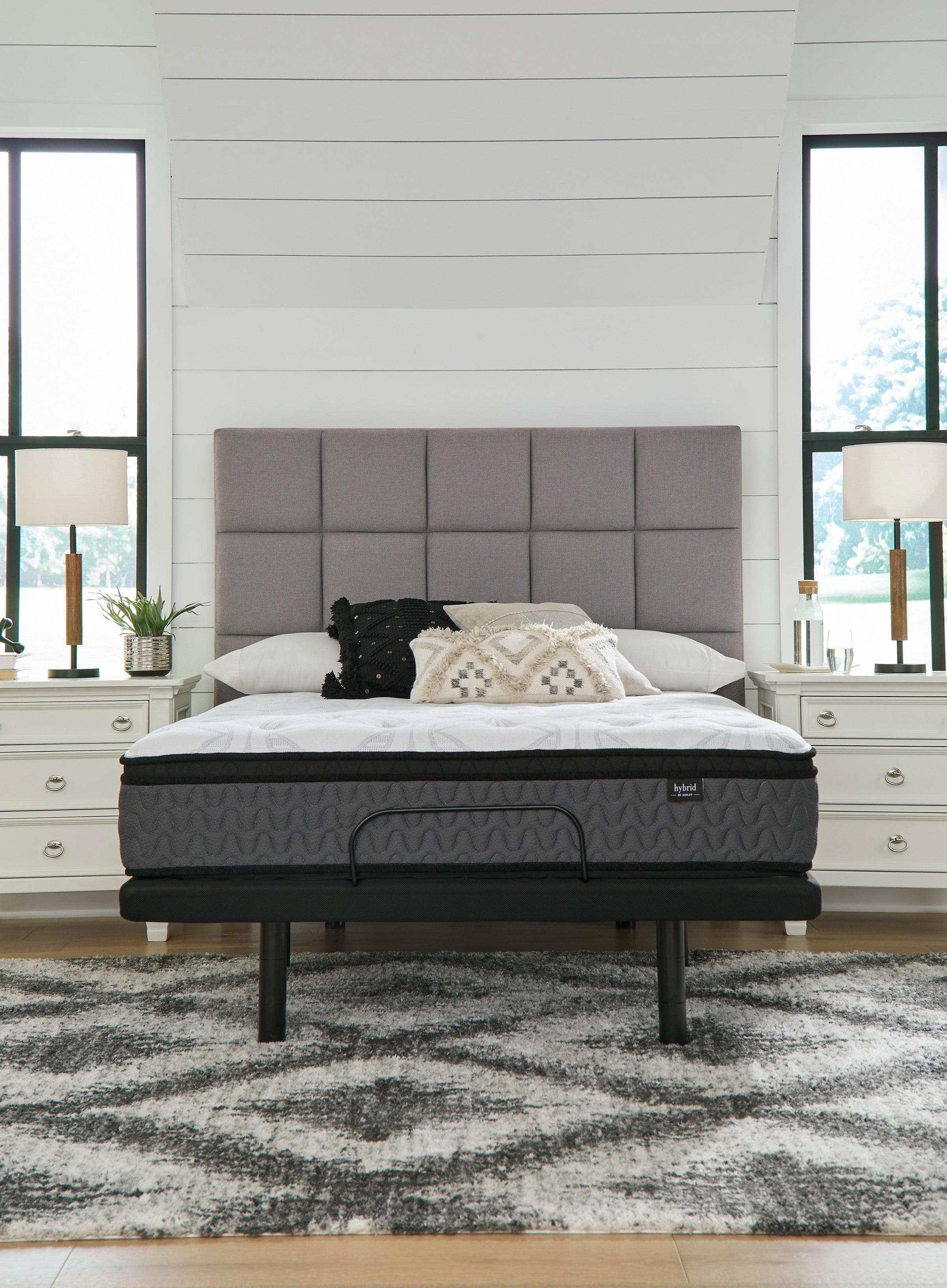 Pocketed Hybrid 12 Inch Medium Mattress - Image 6