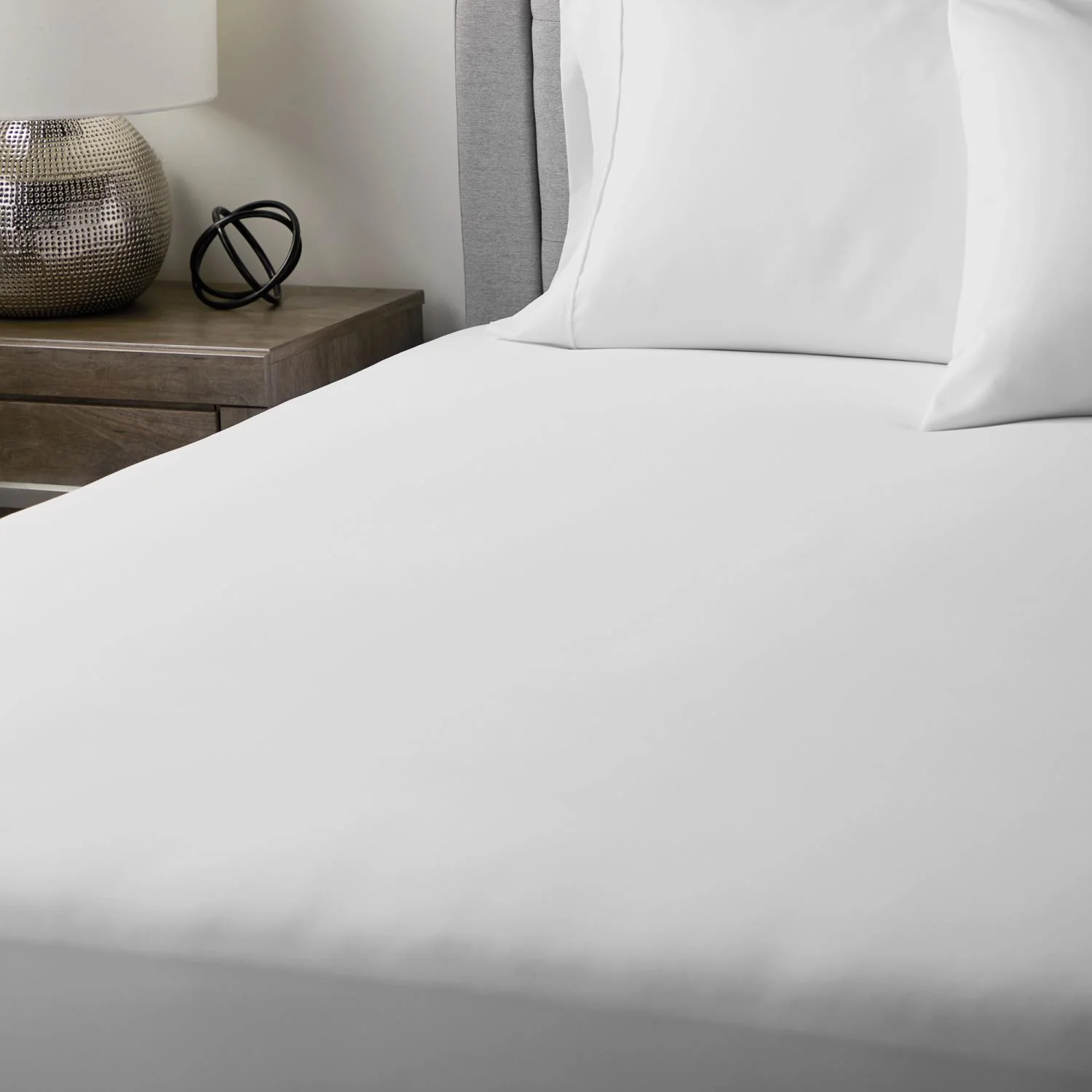 Prime White Split Cal King Mattress Protector - Image 8