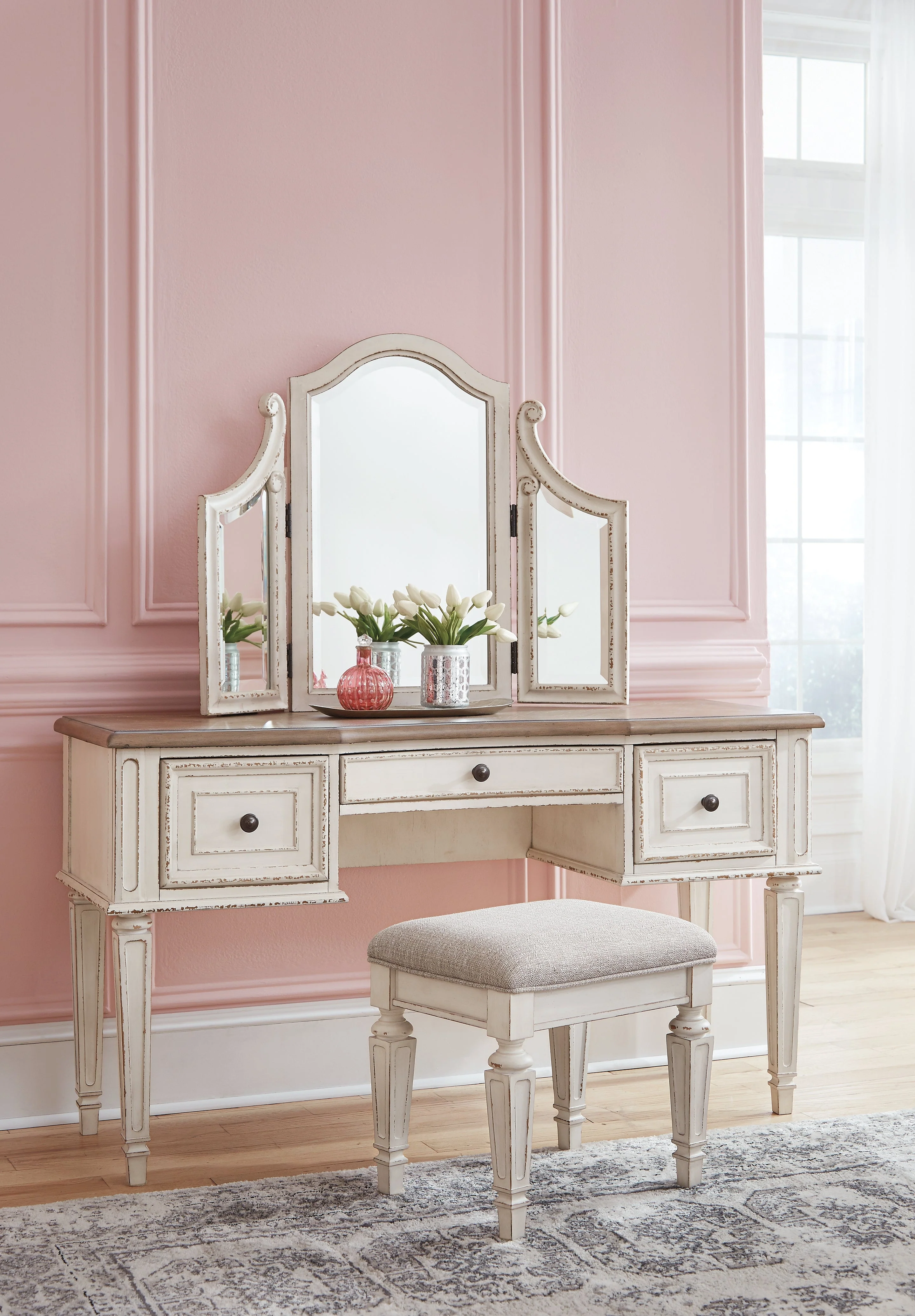 Realyn Two-tone King Panel Bedroom Set with Vanity, Chest and 2 Nightstands (Online Special Price) - Image 10