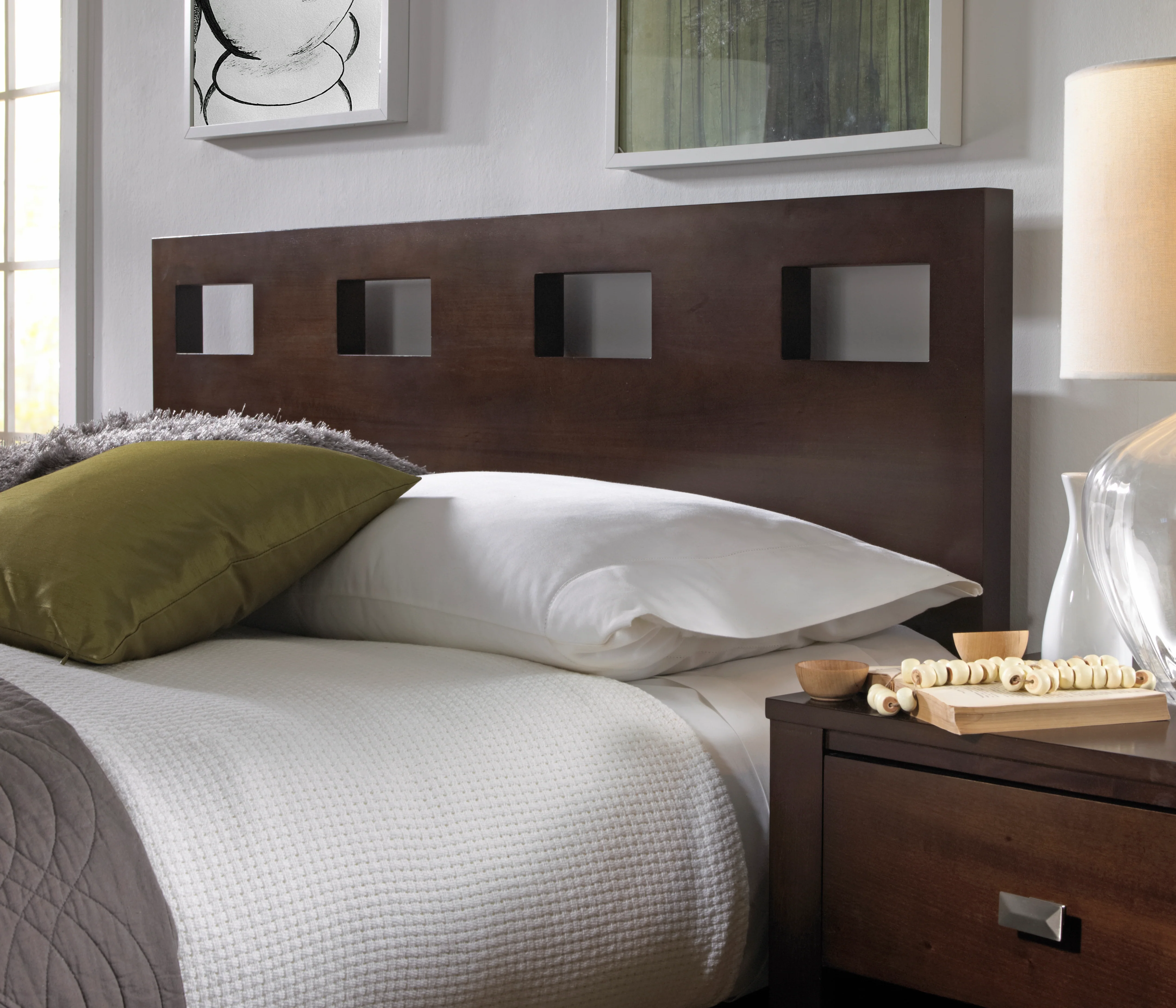 Riva Wood Twin Bed in Chocolate Brown - Image 4