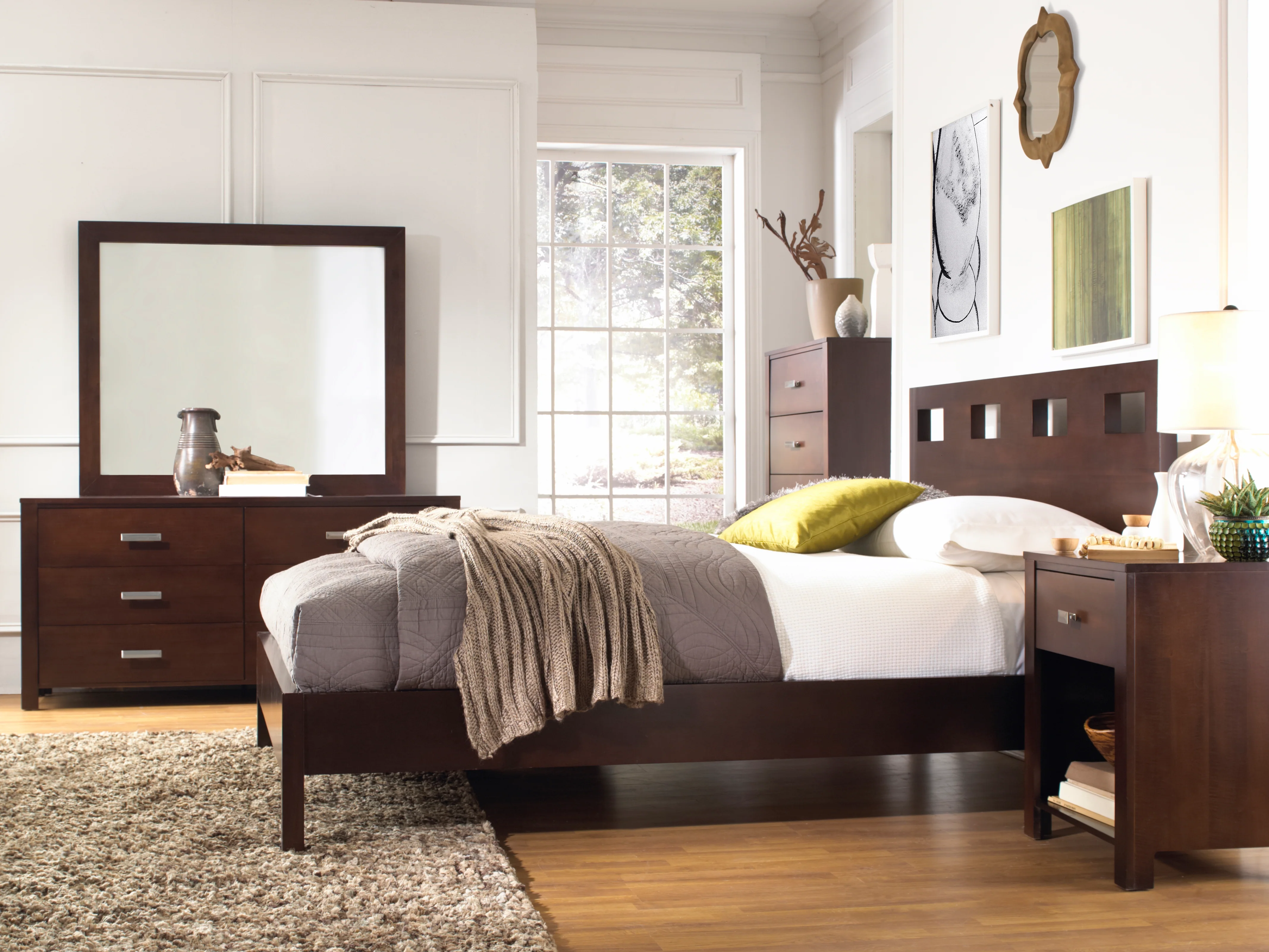 Riva Wood California King Bed in Chocolate Brown - Image 2