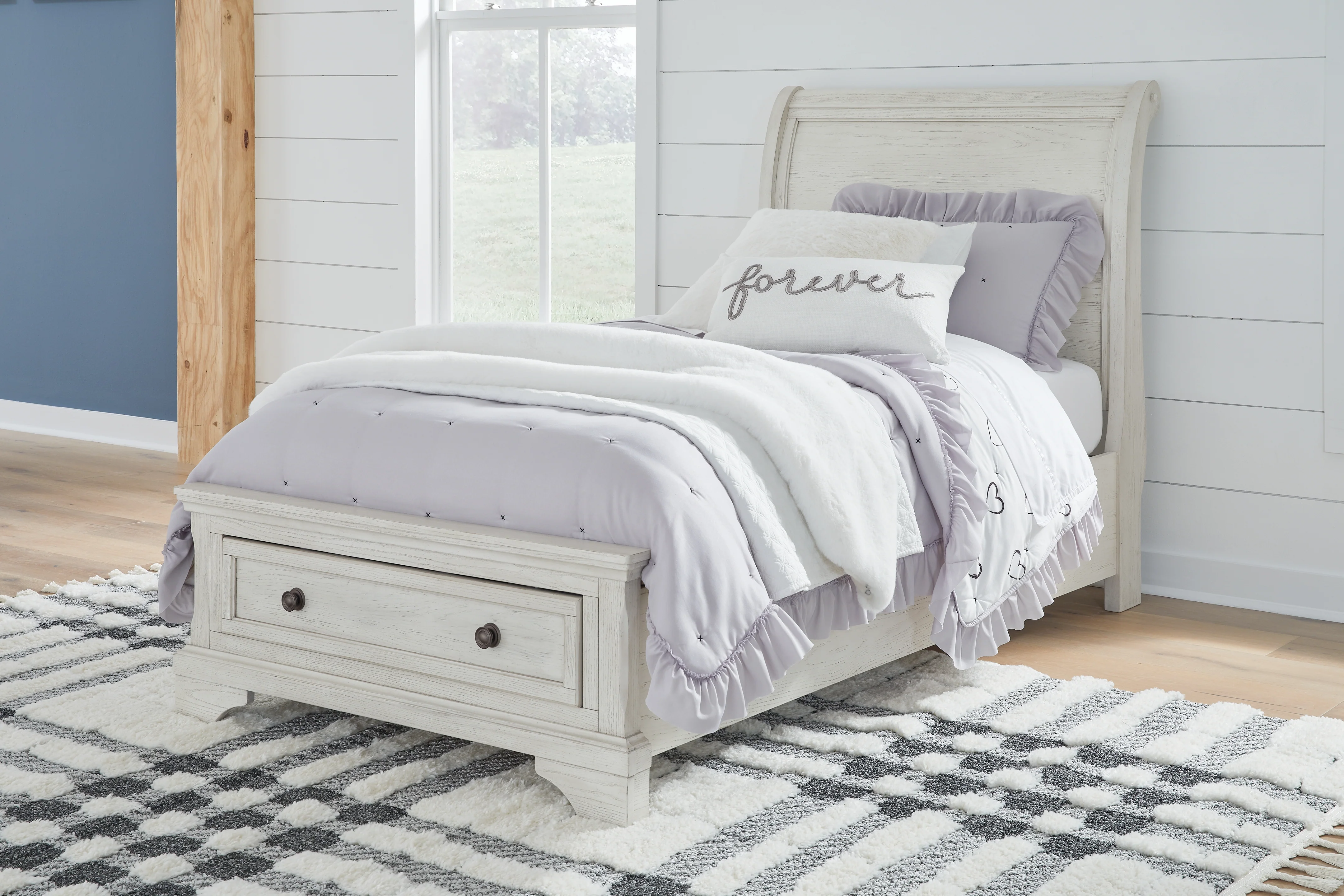Robbinsdale Antique White Twin Storage Bedroom Set with Dresser, Mirror and Nightstand - Image 2