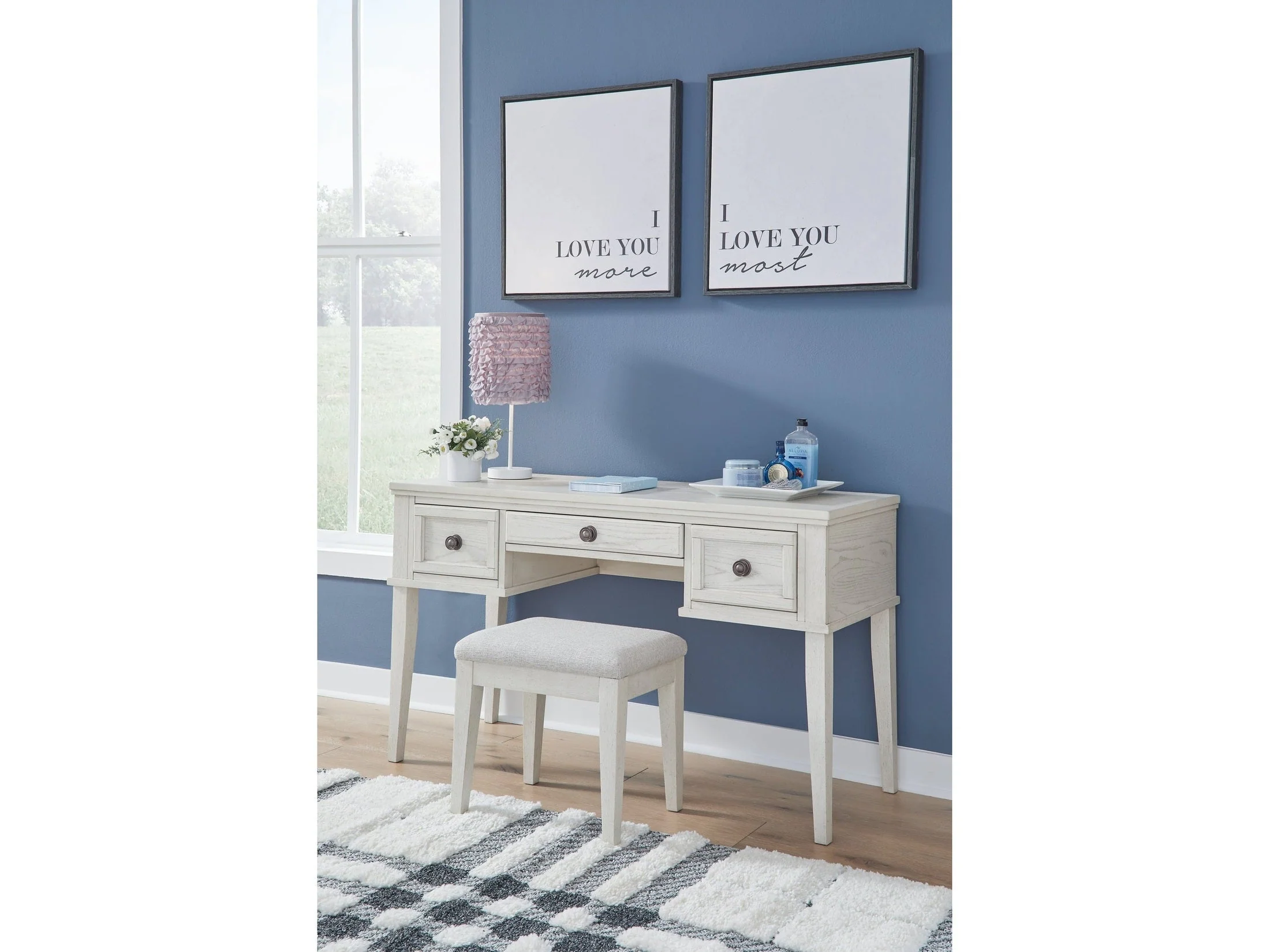 Robbinsdale Antique White Vanity Desk w/ Stool (Online Special Price)