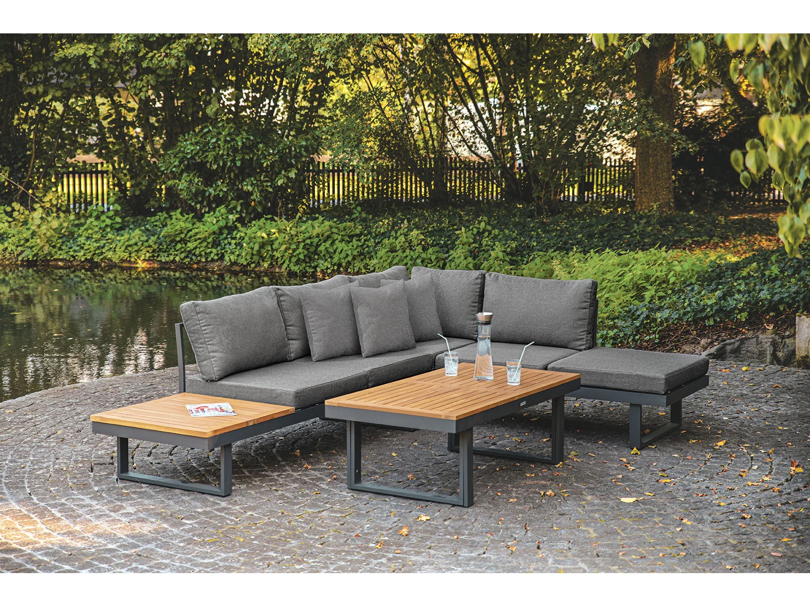 San Jose Gun Metal/Natural/Gray Outdoor Sectional
