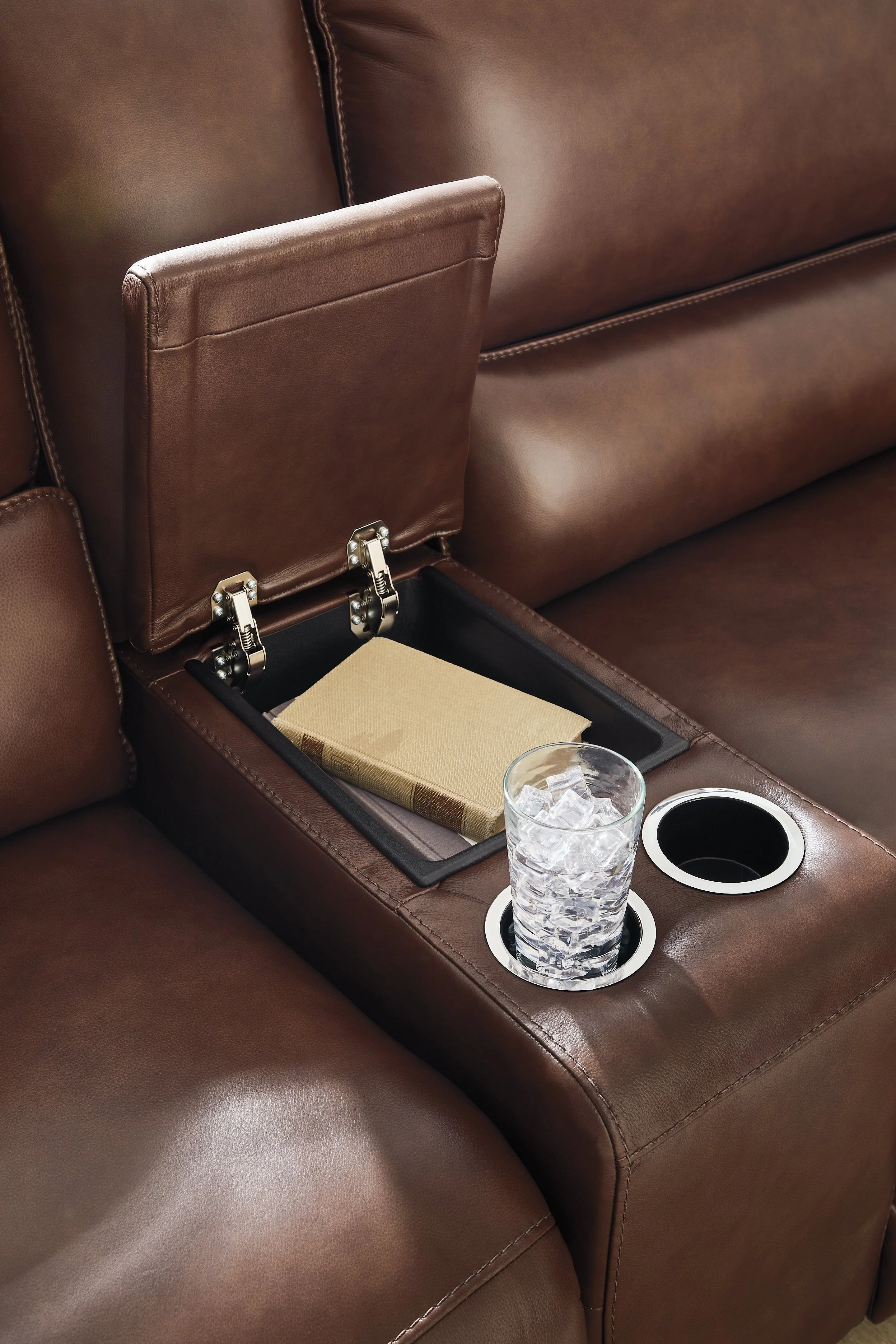 Silverbrooke Canyon 6-Piece Reclining Sectional with Storage Console - Image 4