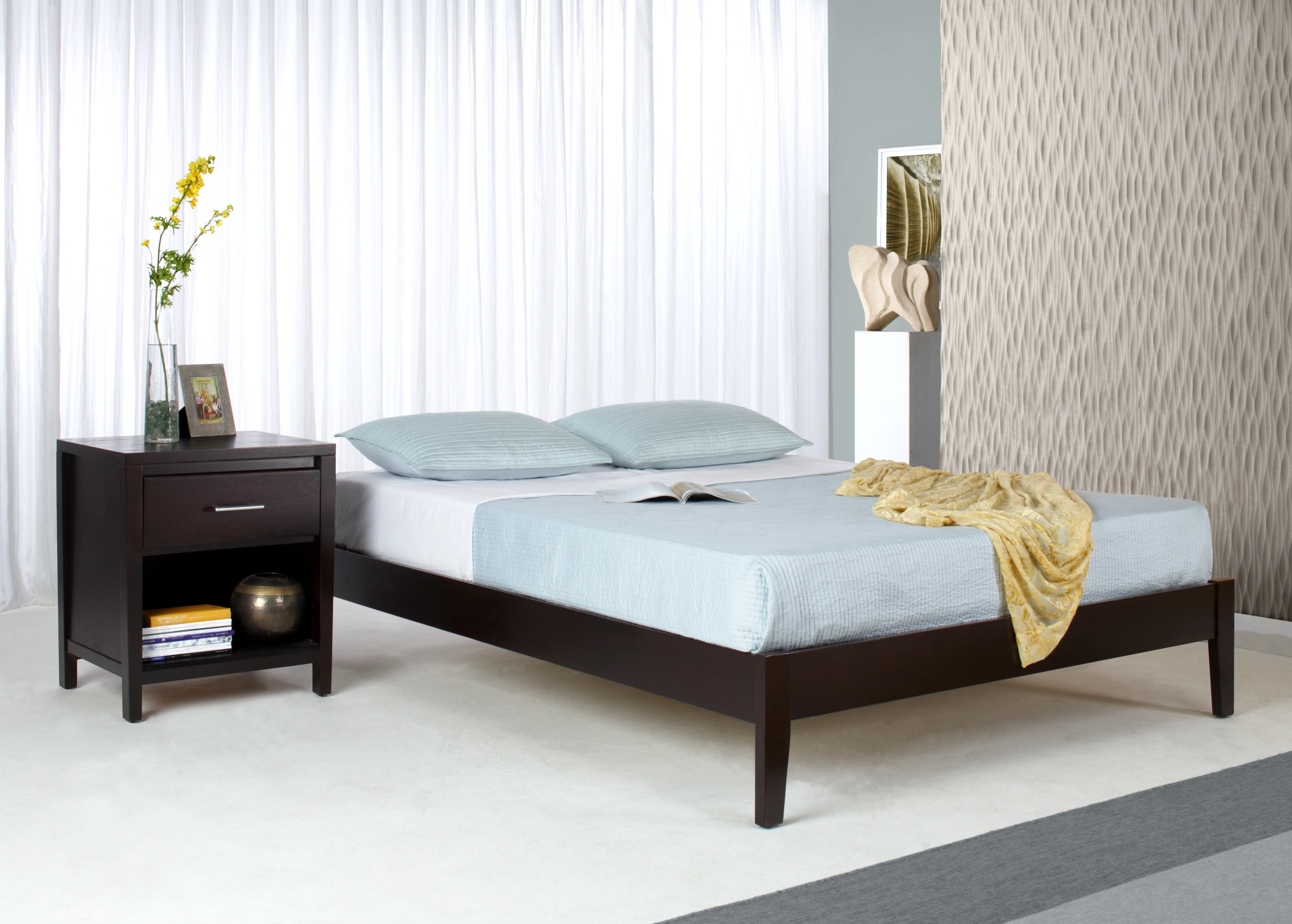 Simple Wood Full Platform Bed in Espresso - Image 3