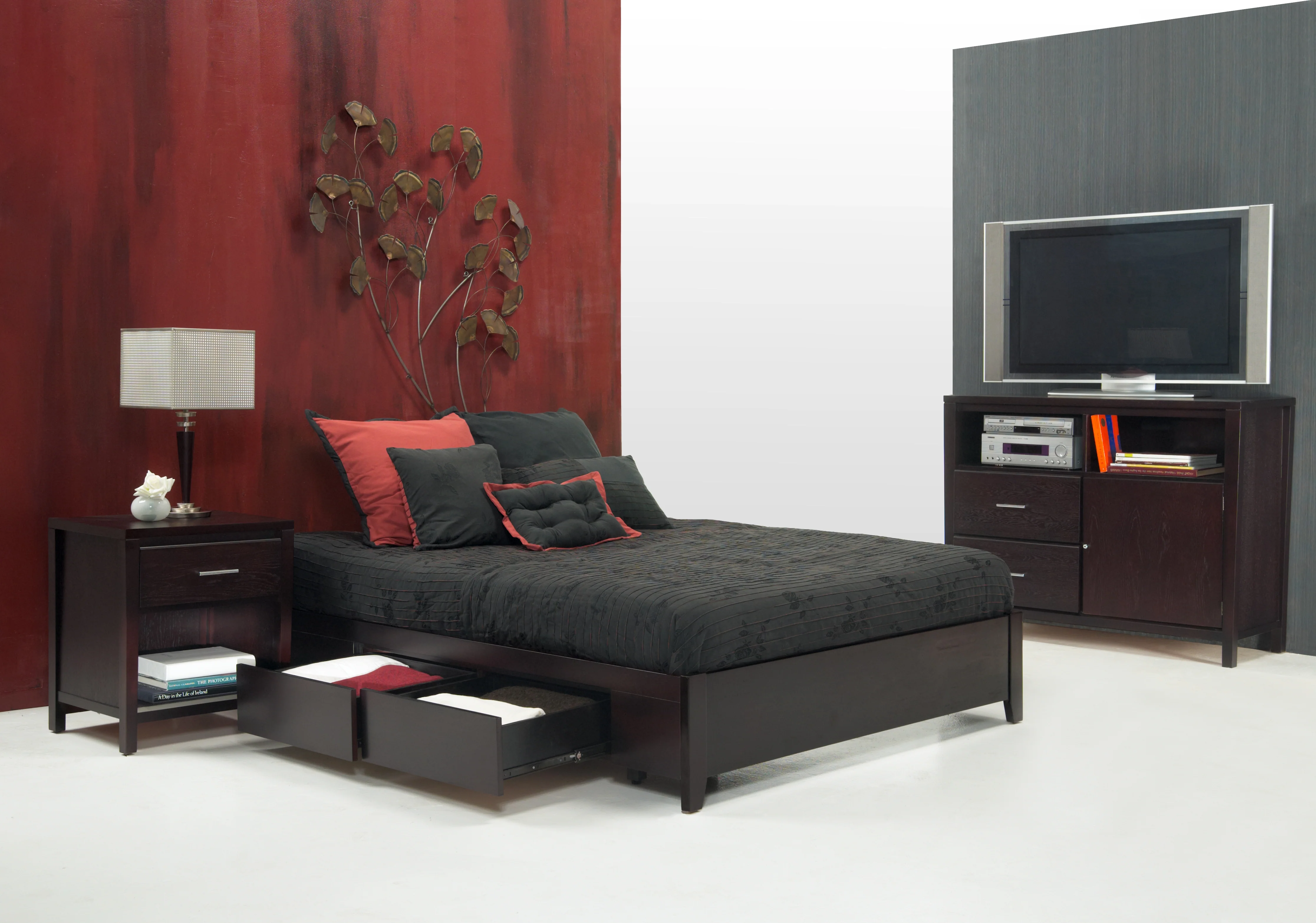 Simple Wood California King Storage Bed in Espresso - Image 7