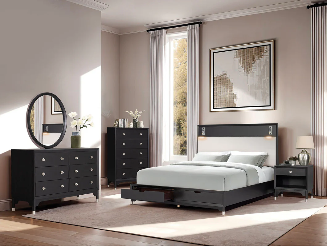 Torrance Black E.King Bed